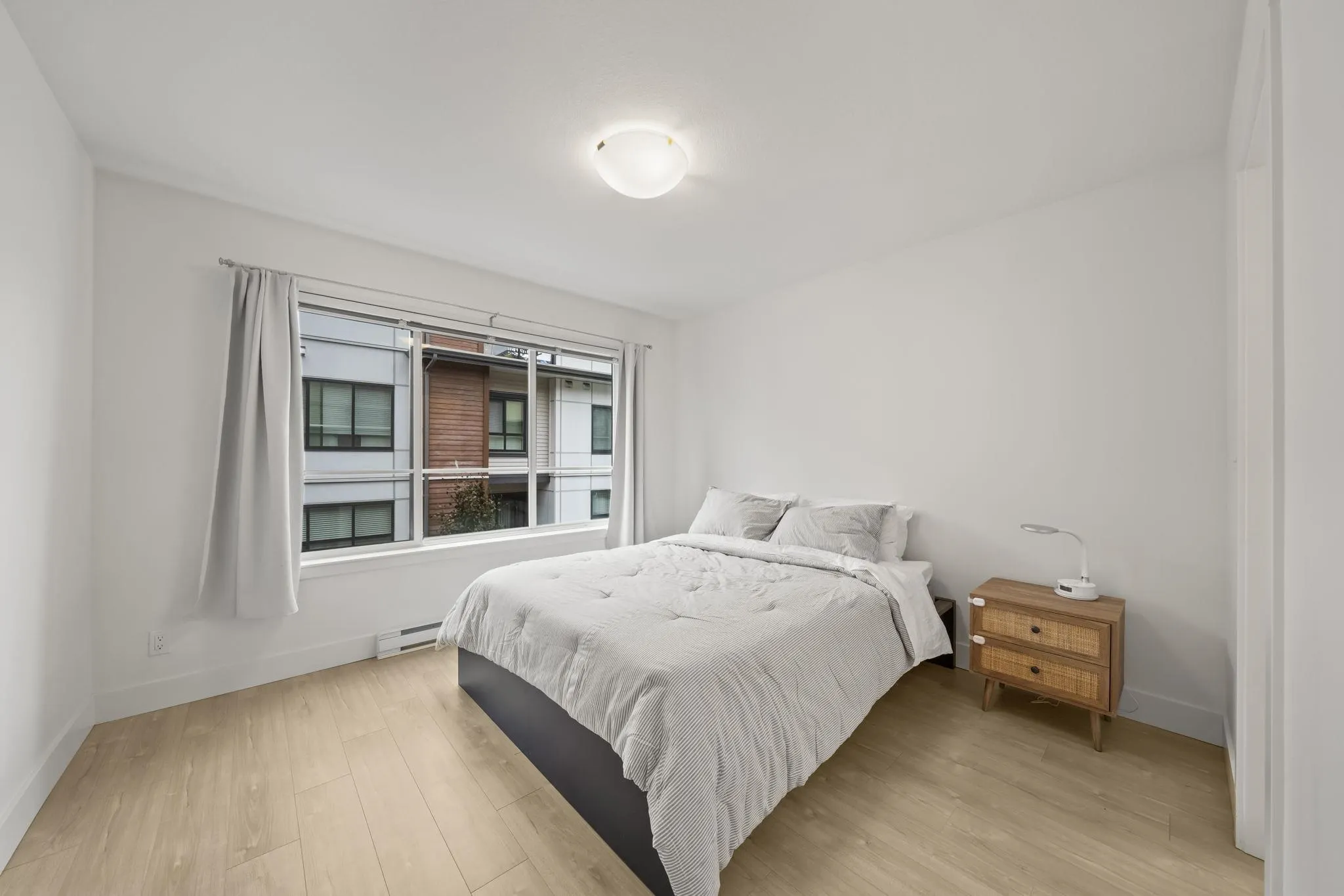 20849 78b Avenue #27