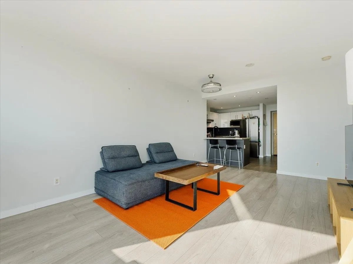 14 Begbie Street #1710