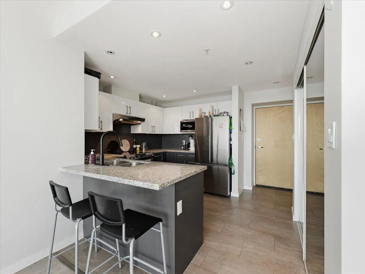 14 Begbie Street #1710