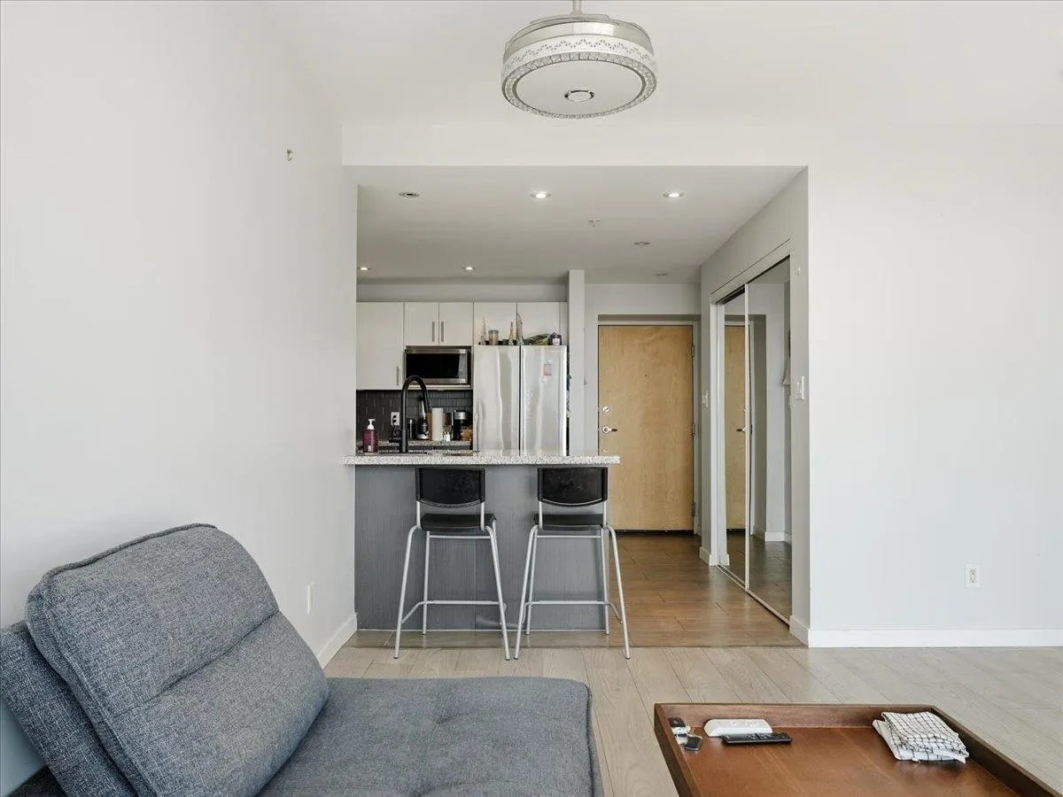 14 Begbie Street #1710