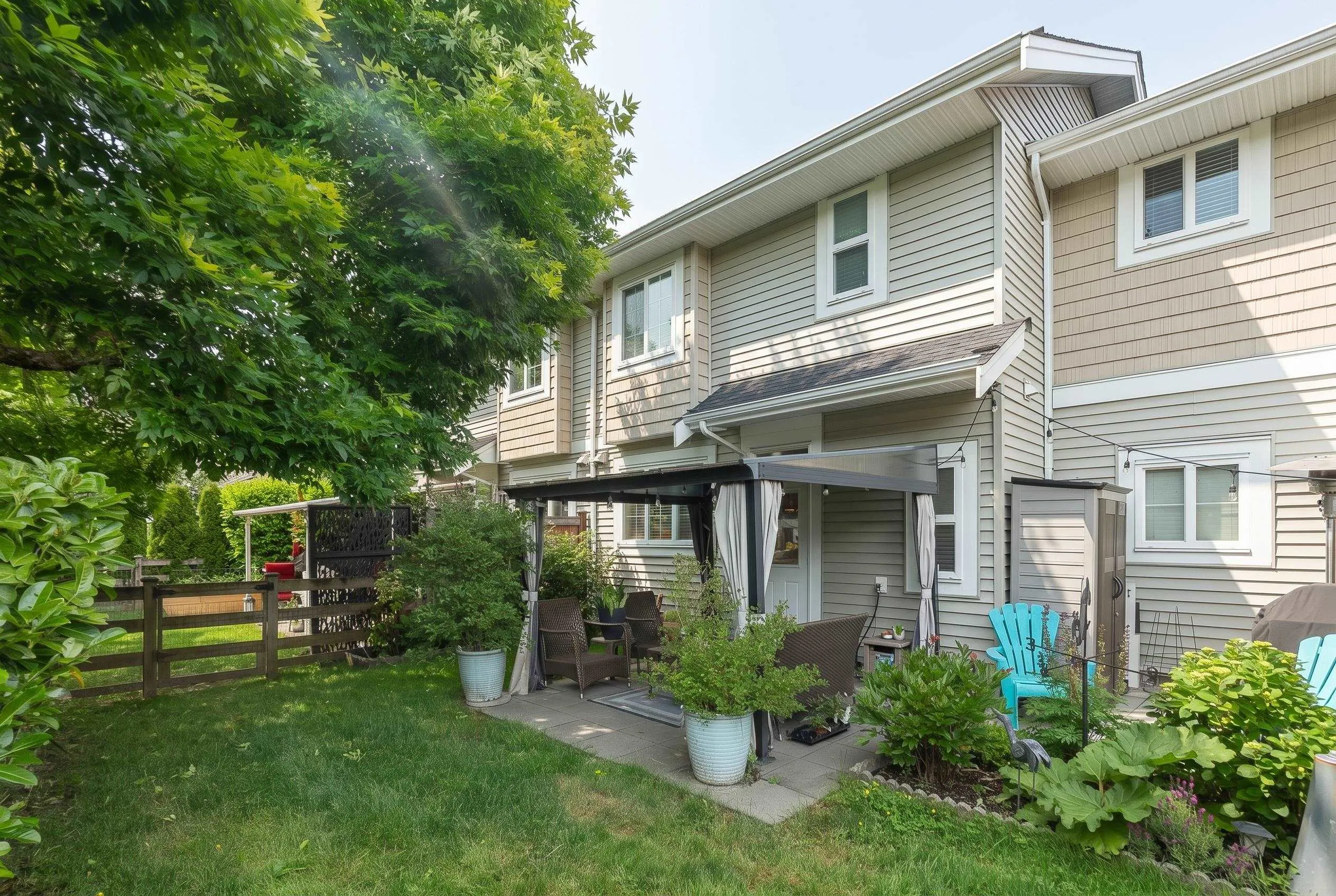 12161 237 Street #19