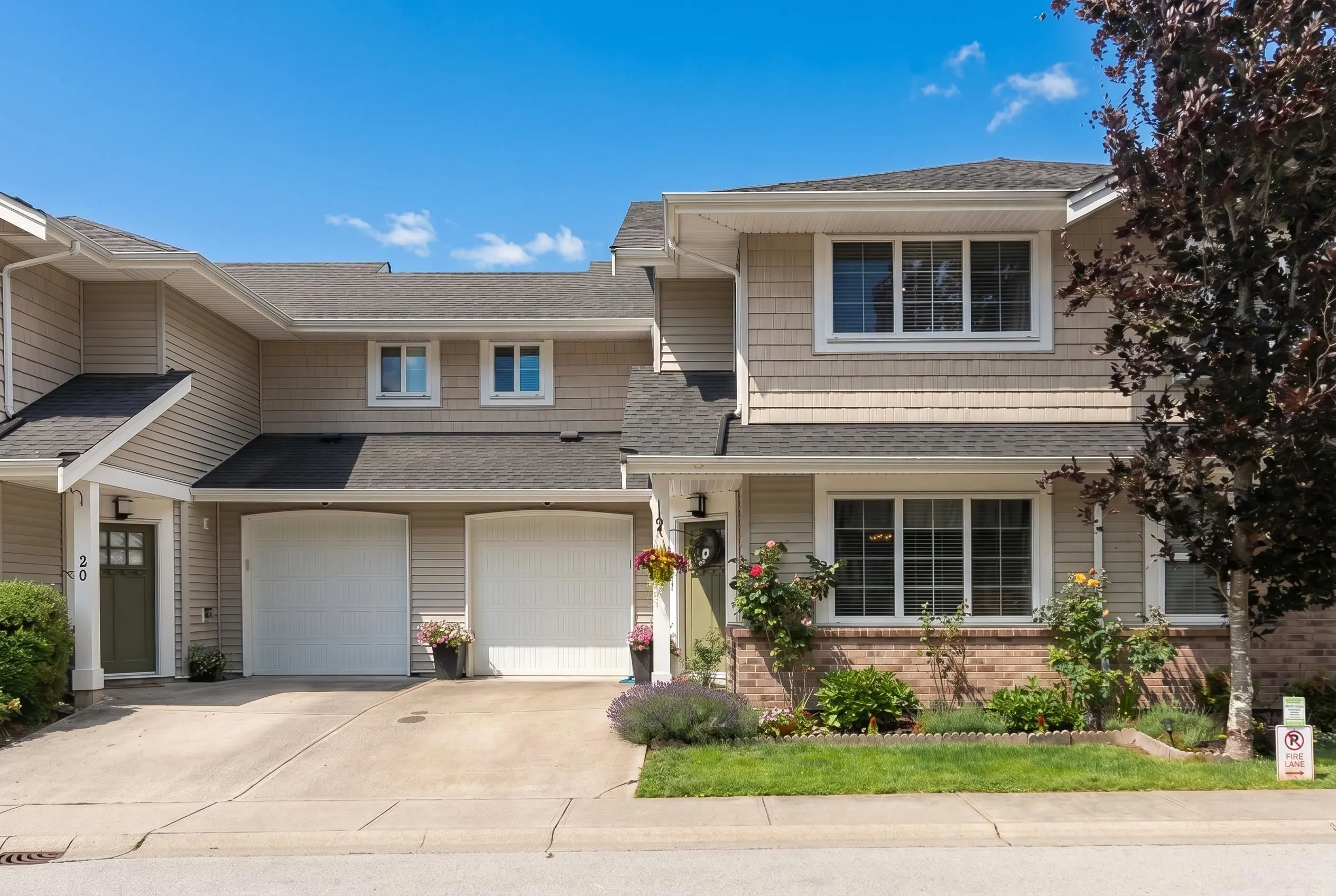 12161 237 Street #19