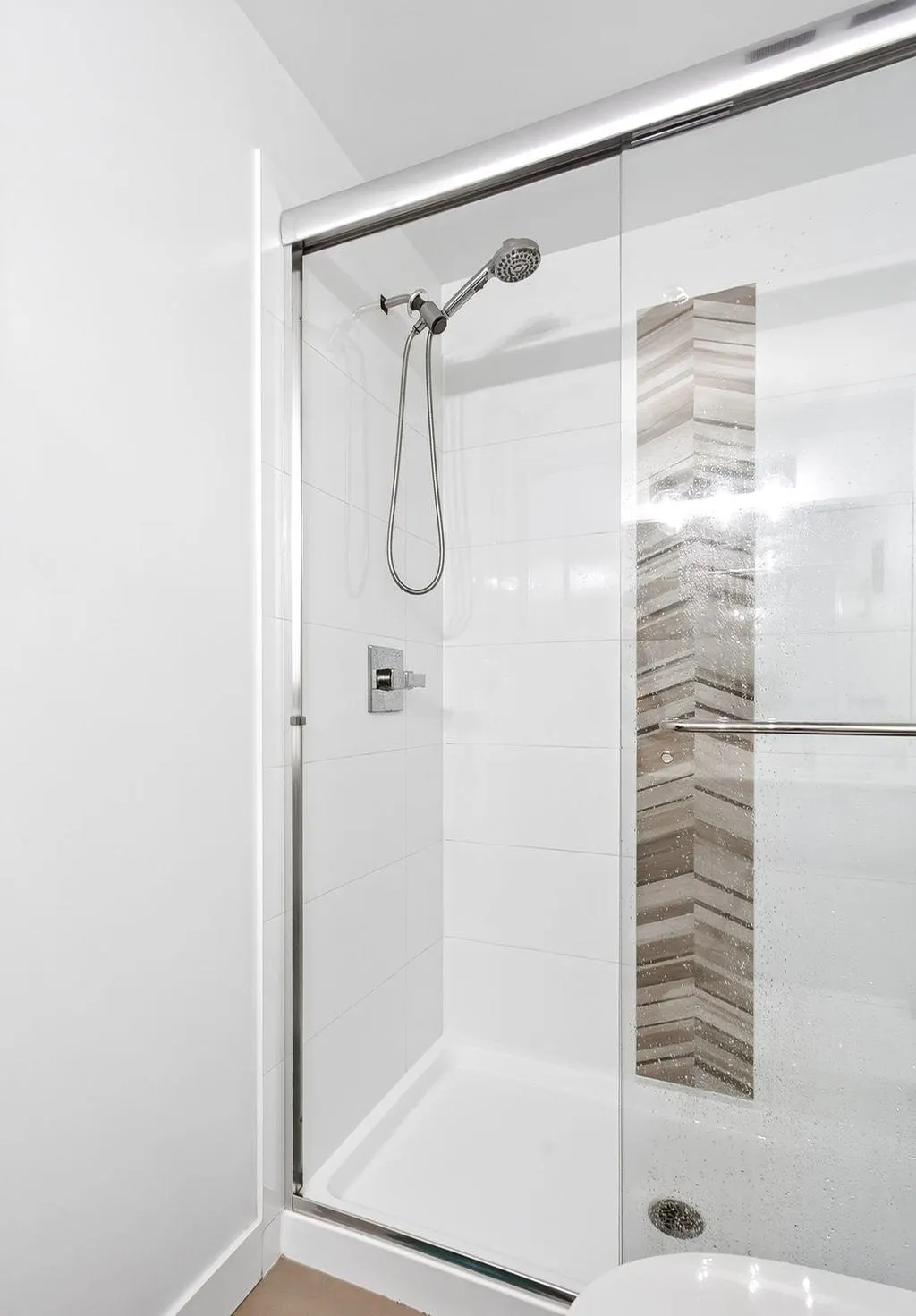 2331 Kelly Avenue #301