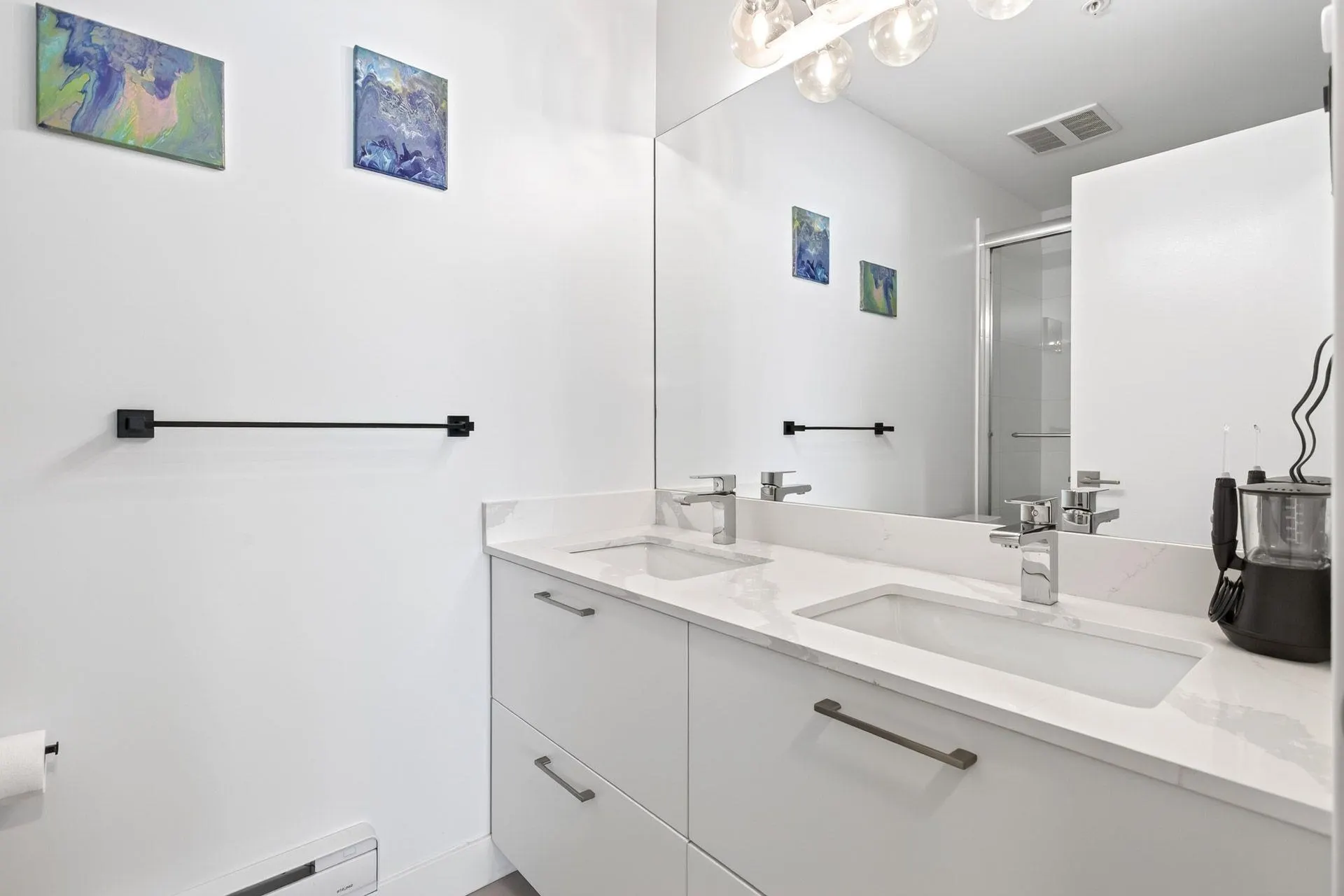 2331 Kelly Avenue #301