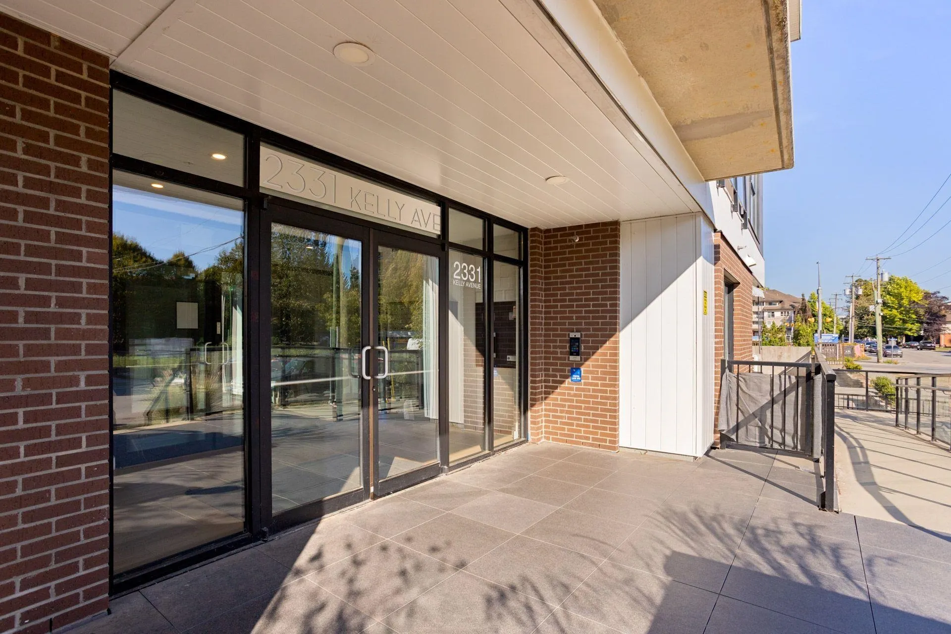 2331 Kelly Avenue #301