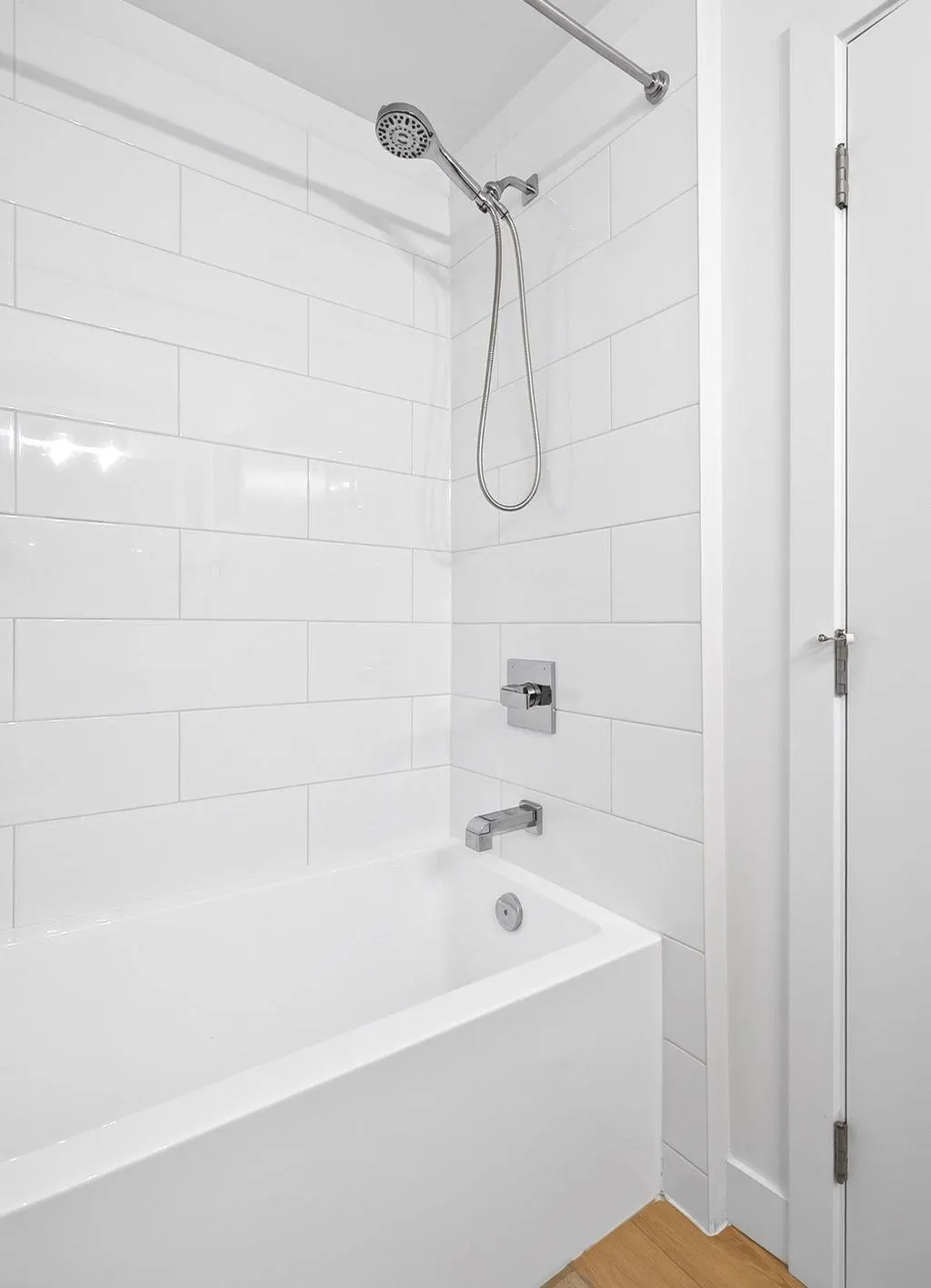 2331 Kelly Avenue #301