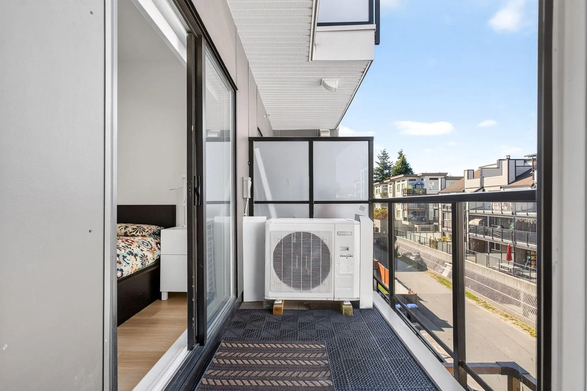 2331 Kelly Avenue #301