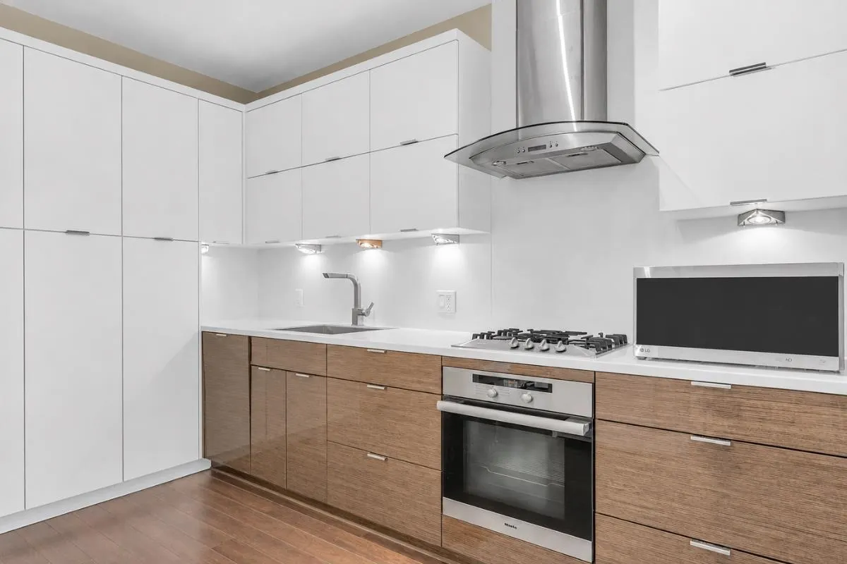 1777 W 7th Avenue #216