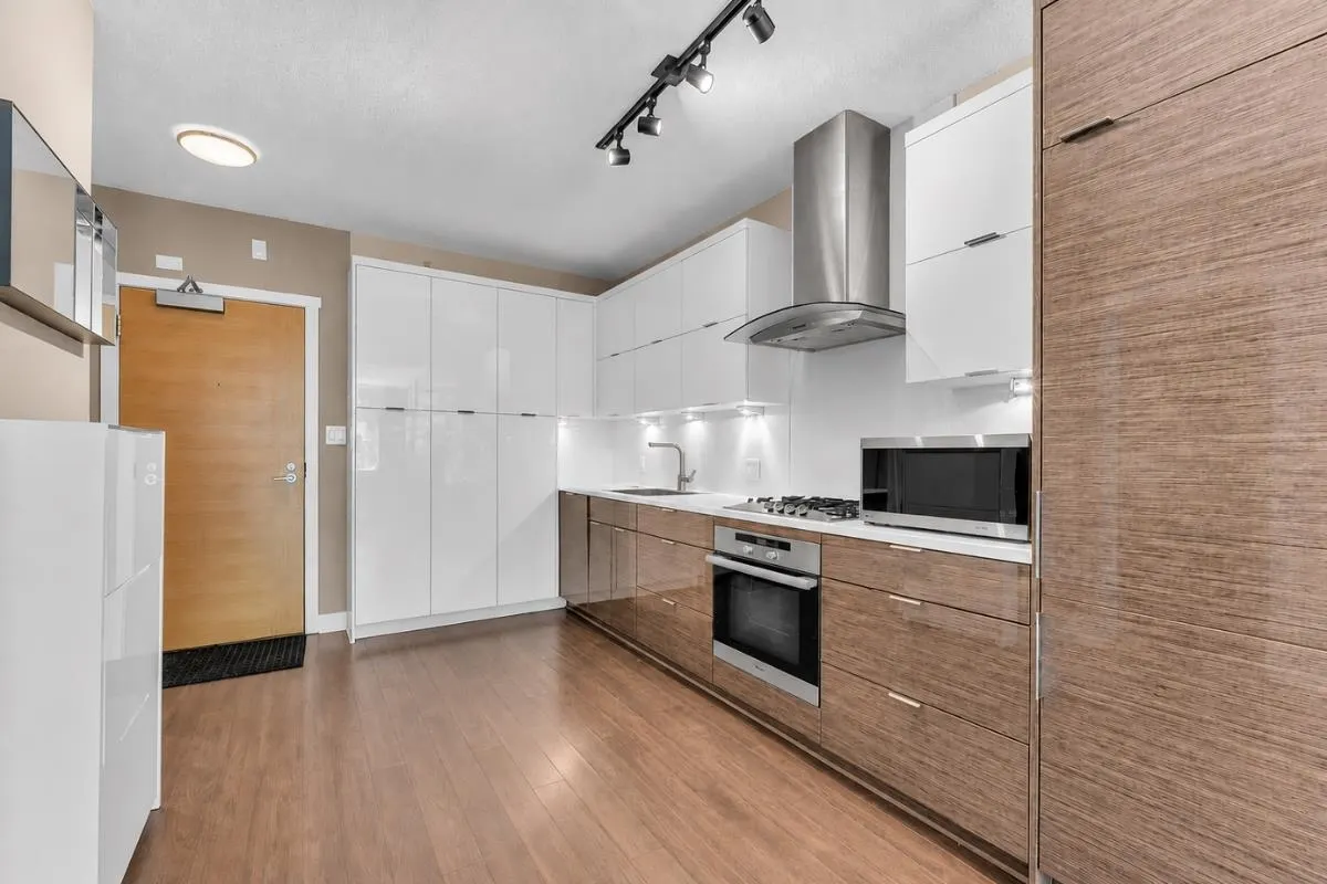 1777 W 7th Avenue #216