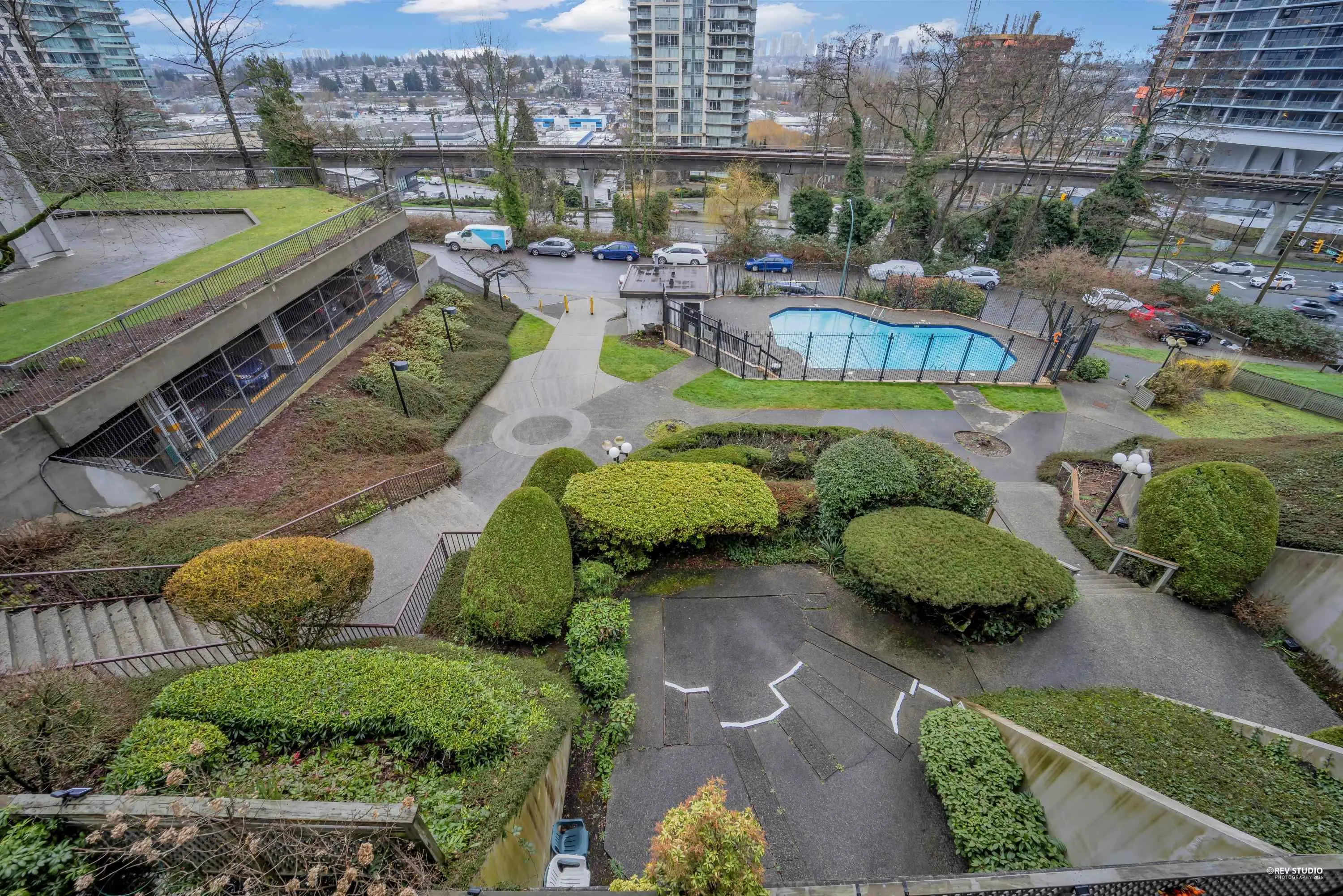 4941 Lougheed Highway #304