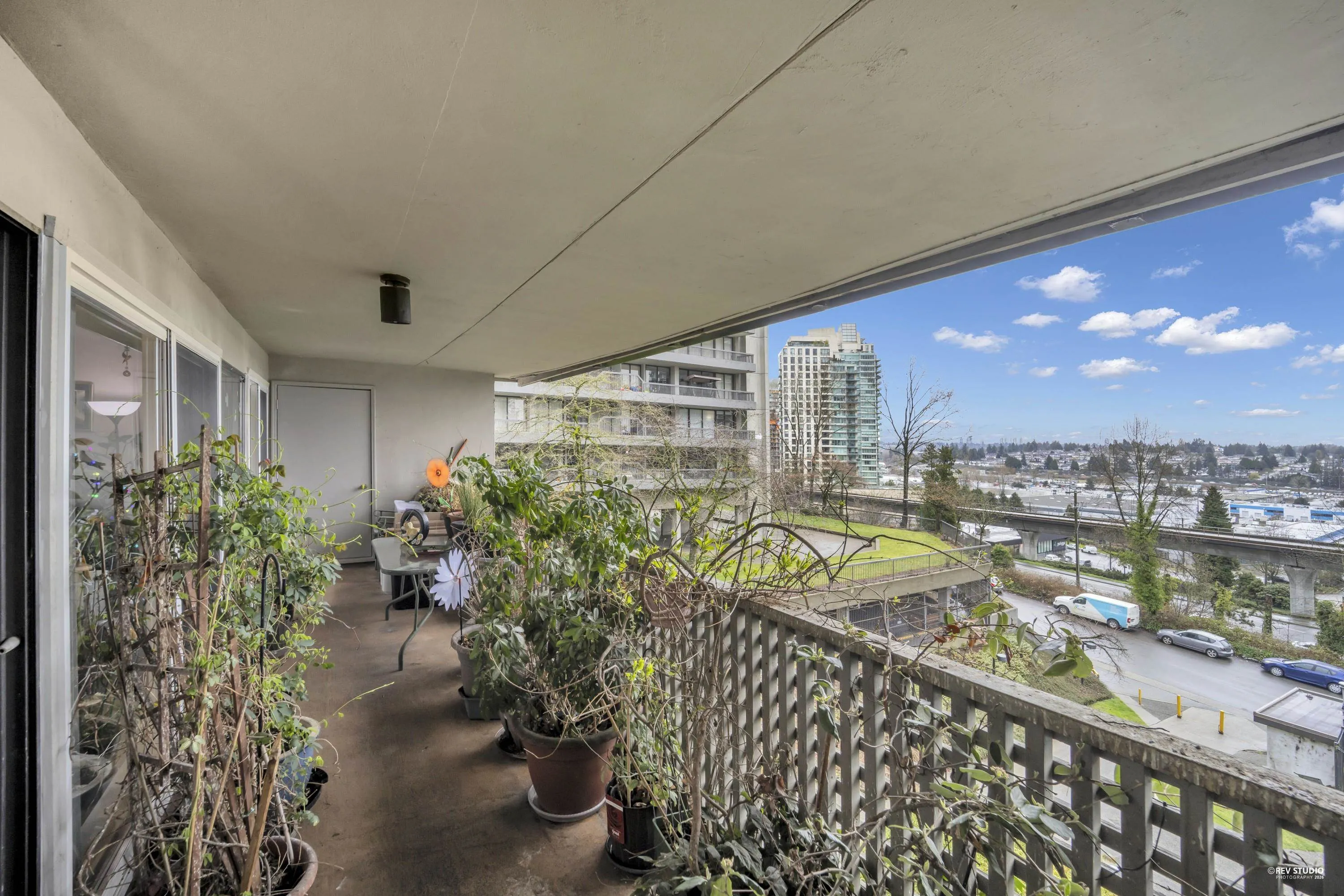 4941 Lougheed Highway #304