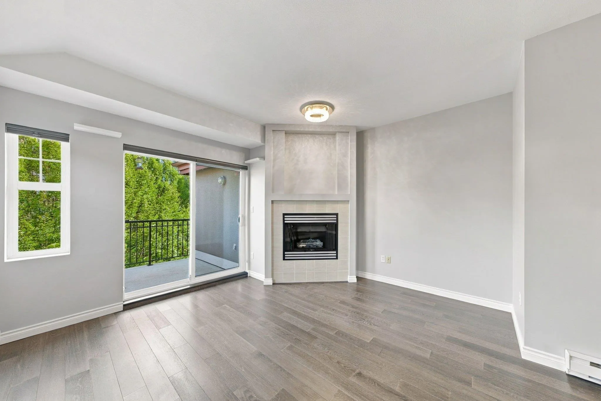 580 Twelfth Street #401