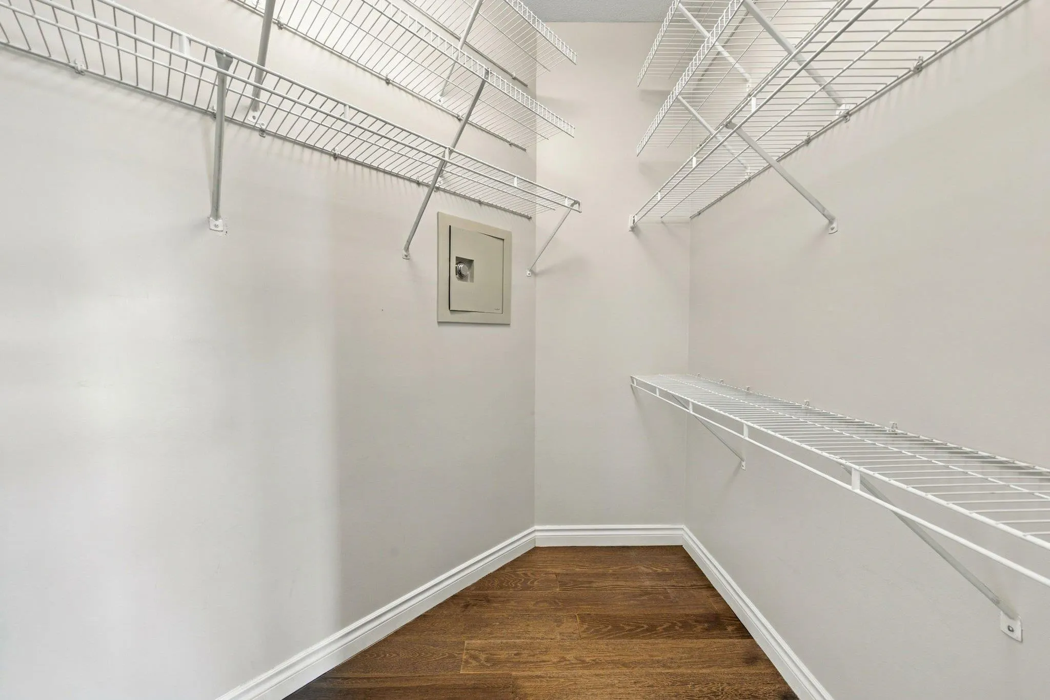 580 Twelfth Street #401