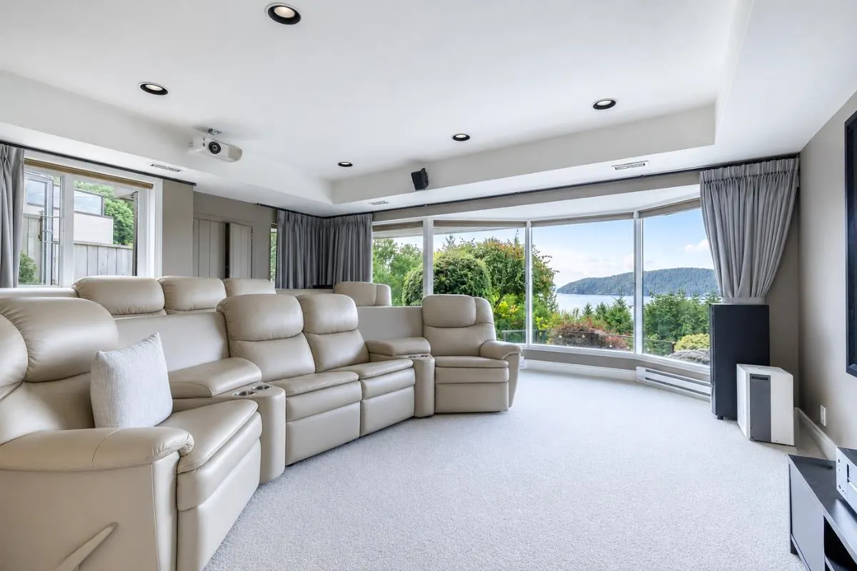 90 Tidewater Way