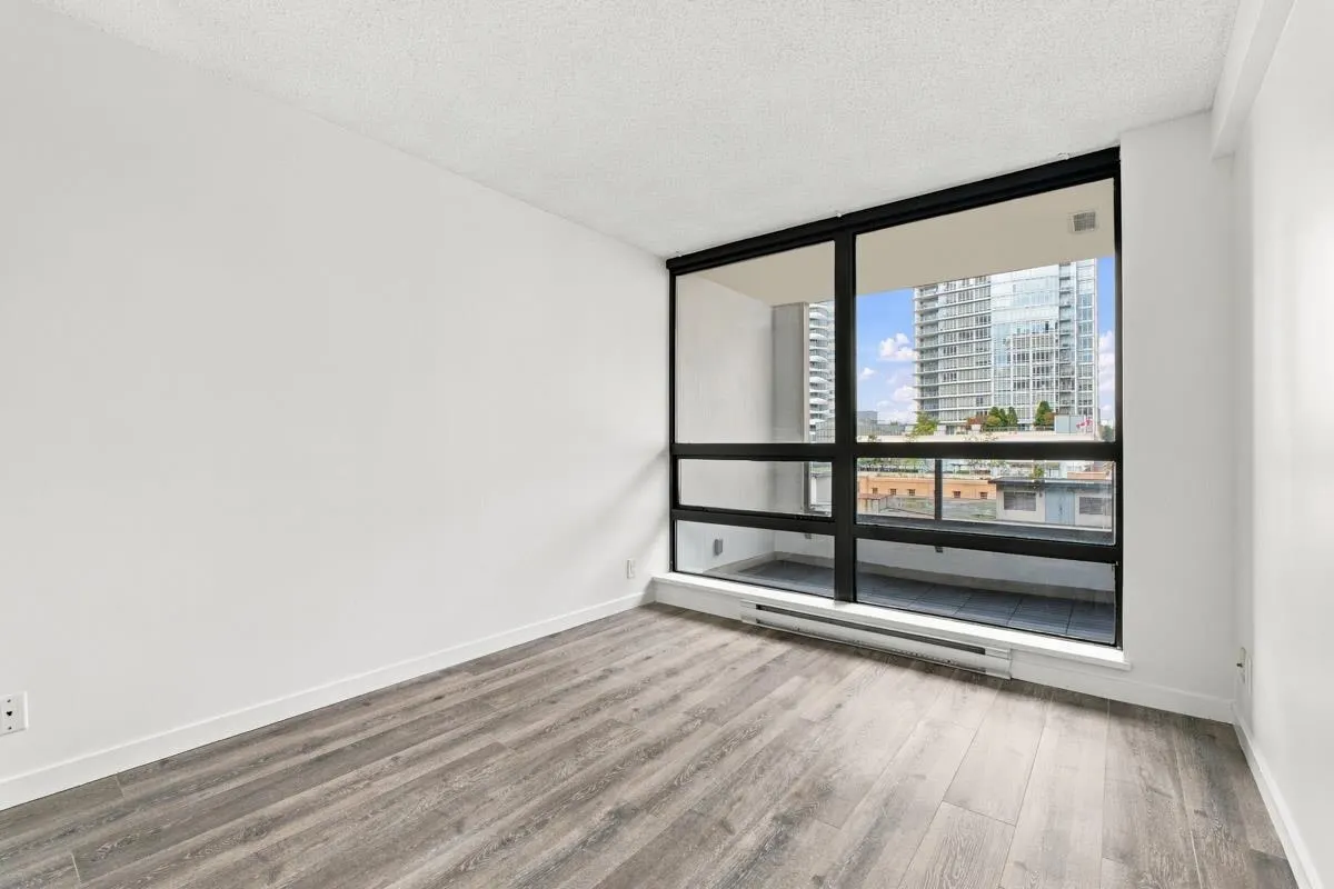 933 Hornby Street #809