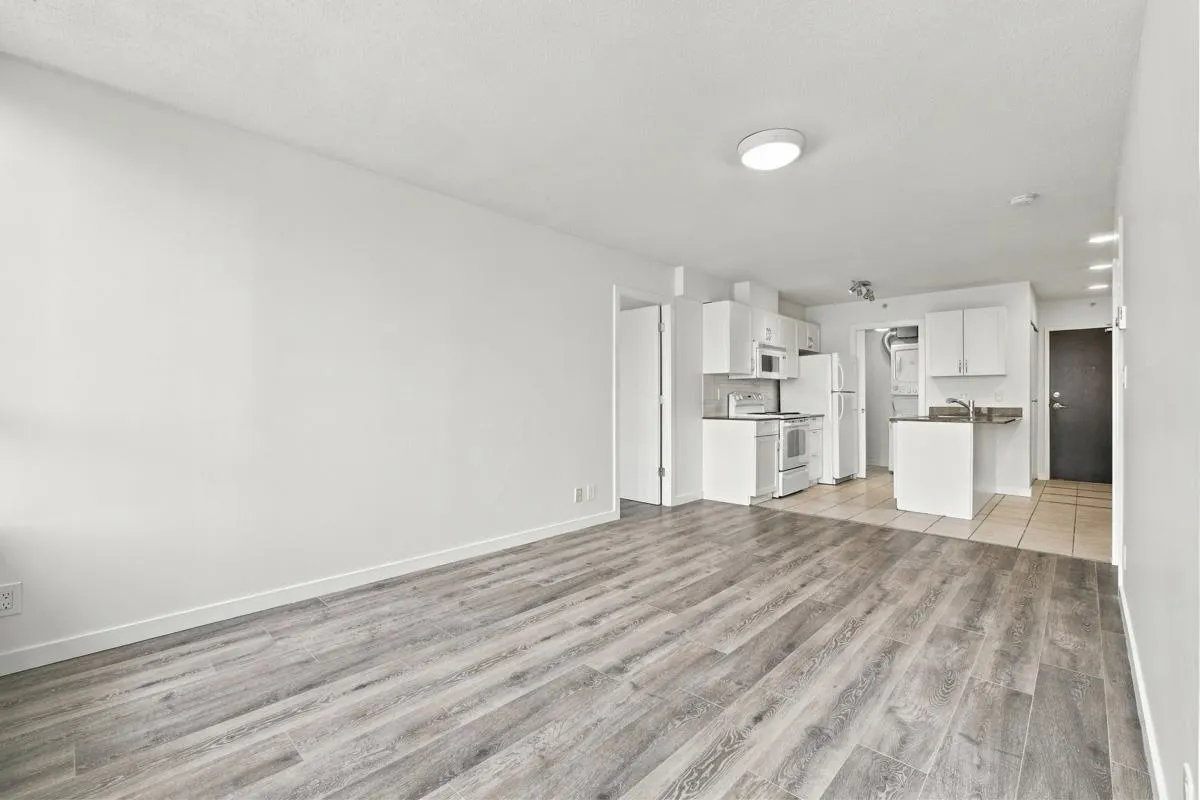 933 Hornby Street #809