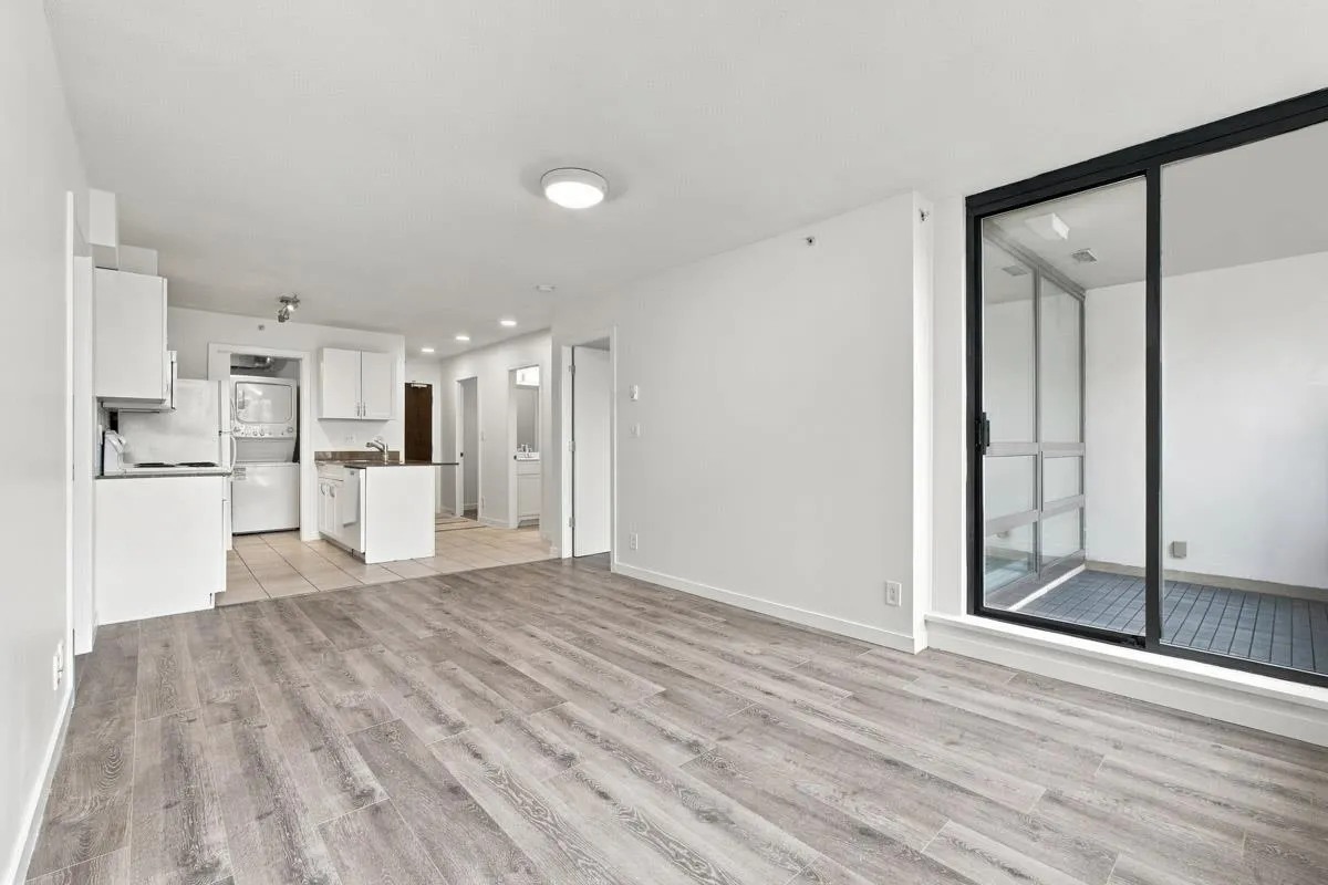 933 Hornby Street #809