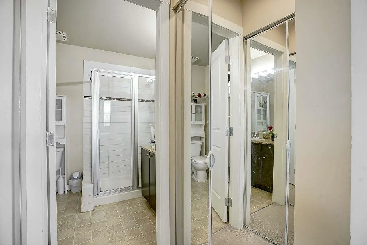 6033 168 Street #7