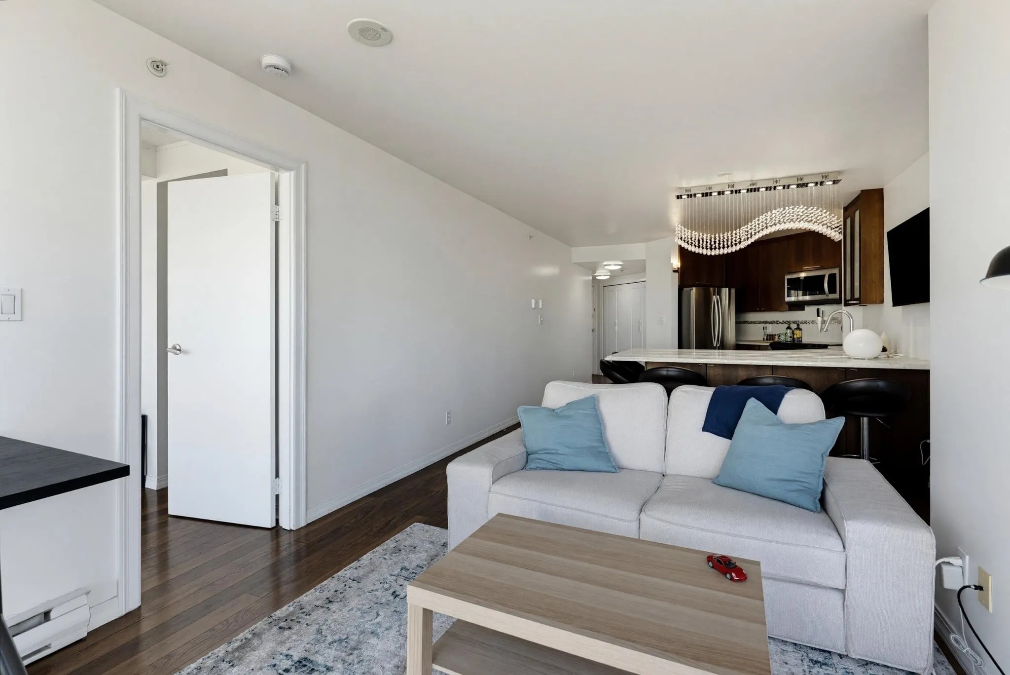 907 Beach Avenue #1401
