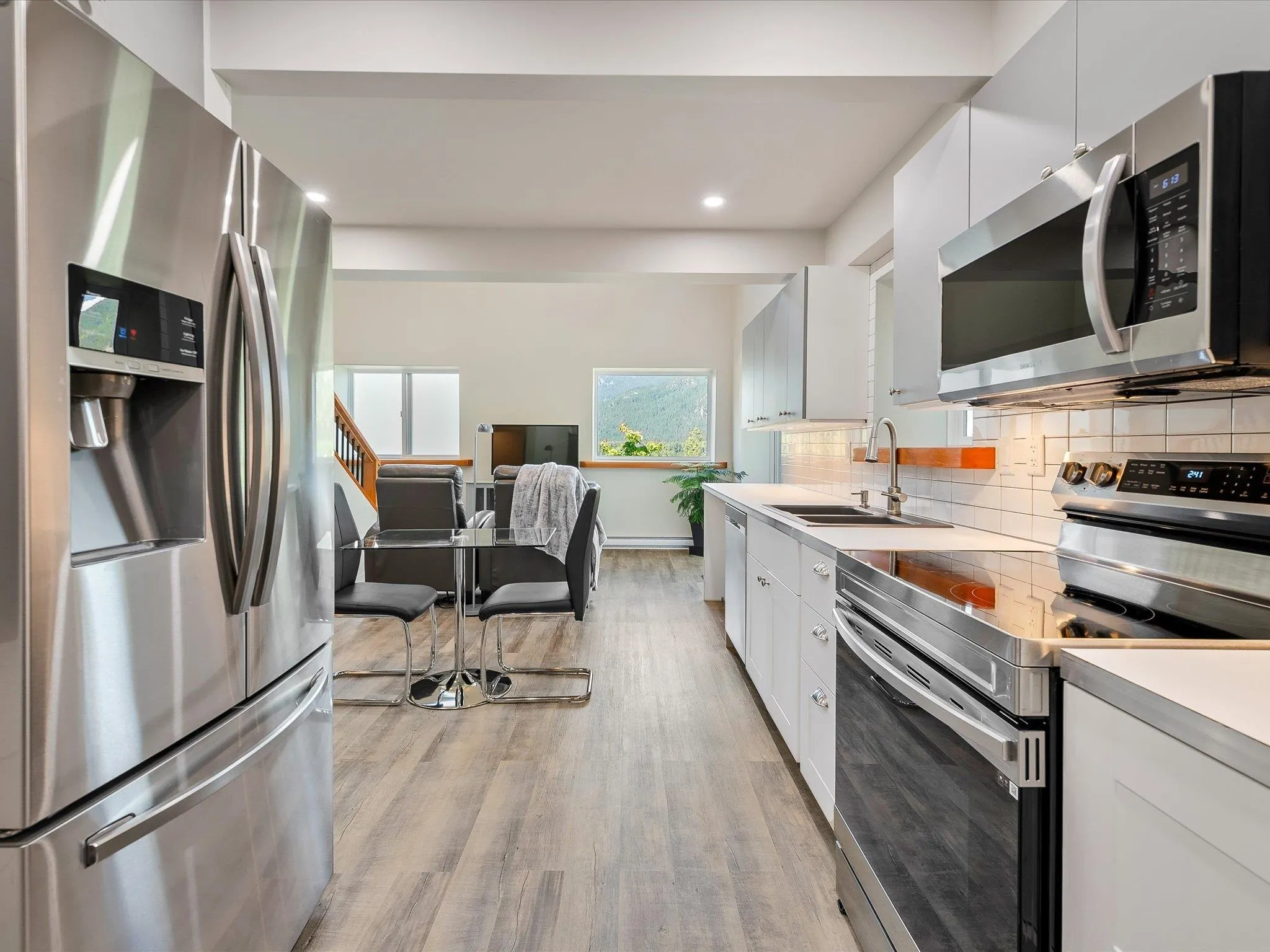 1307 Eagle Drive #4