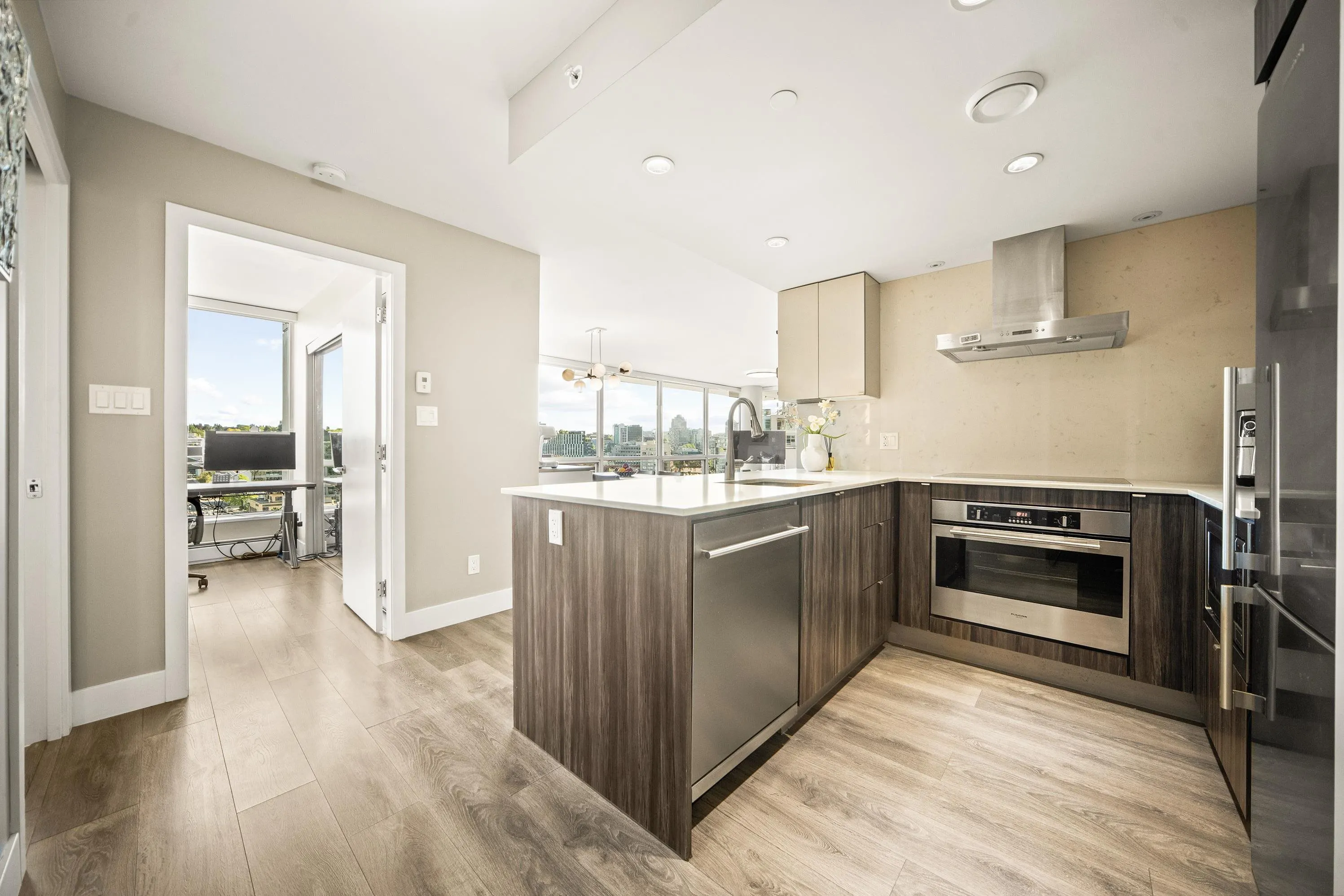 1788 Columbia Street #1208
