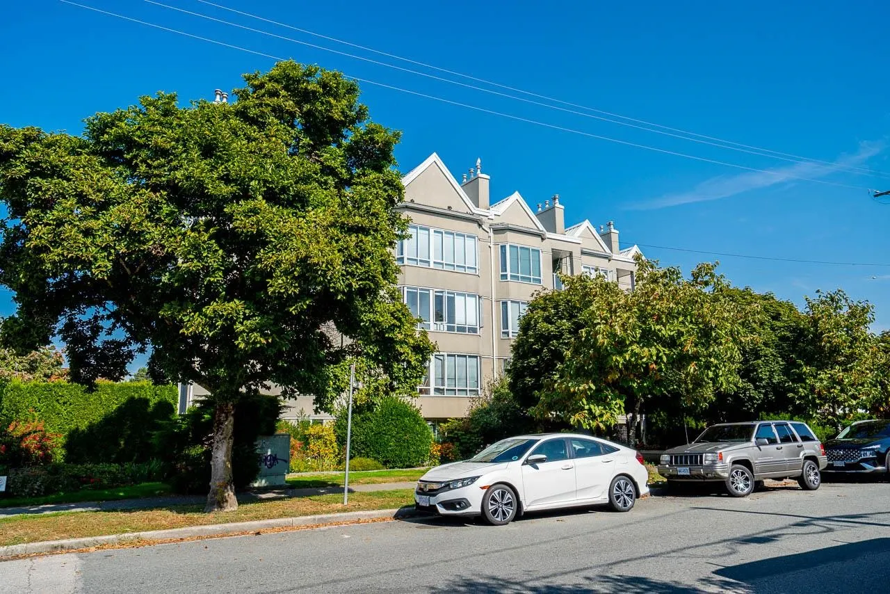 2195 W 5th Avenue #105