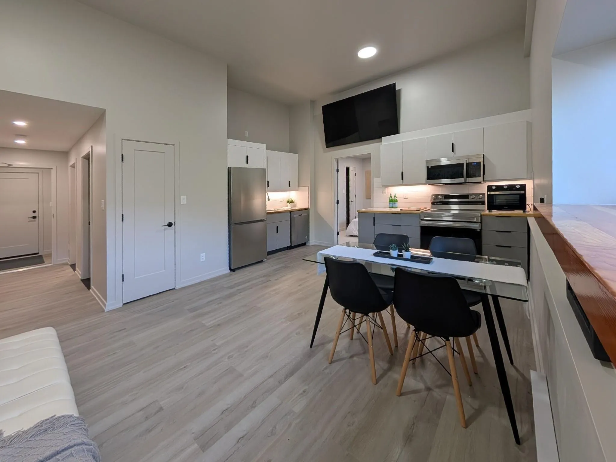 1307 Eagle Drive #3