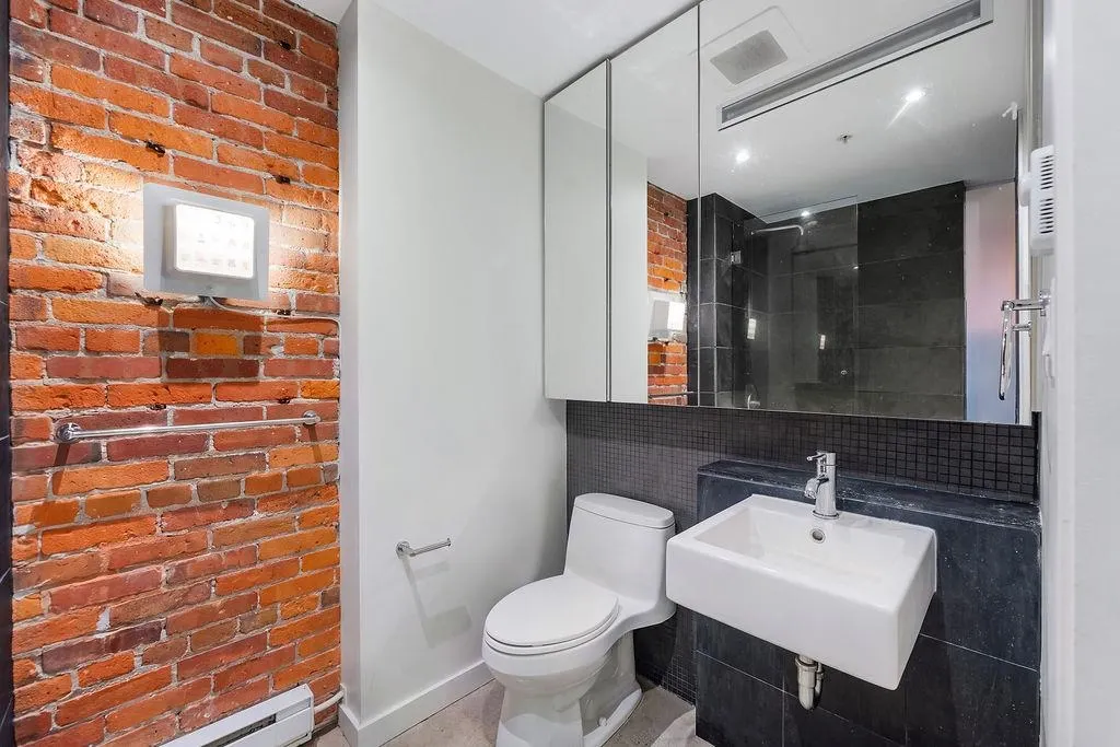 53 W Hastings Street #306