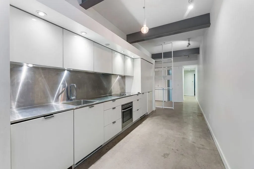 53 W Hastings Street #306