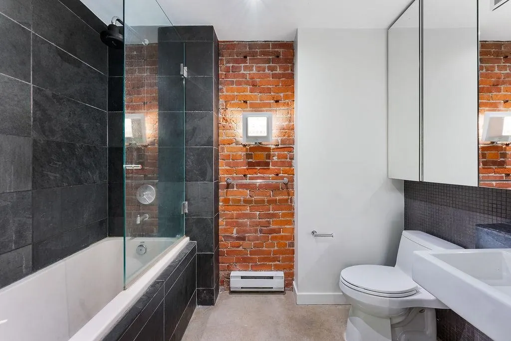 53 W Hastings Street #306