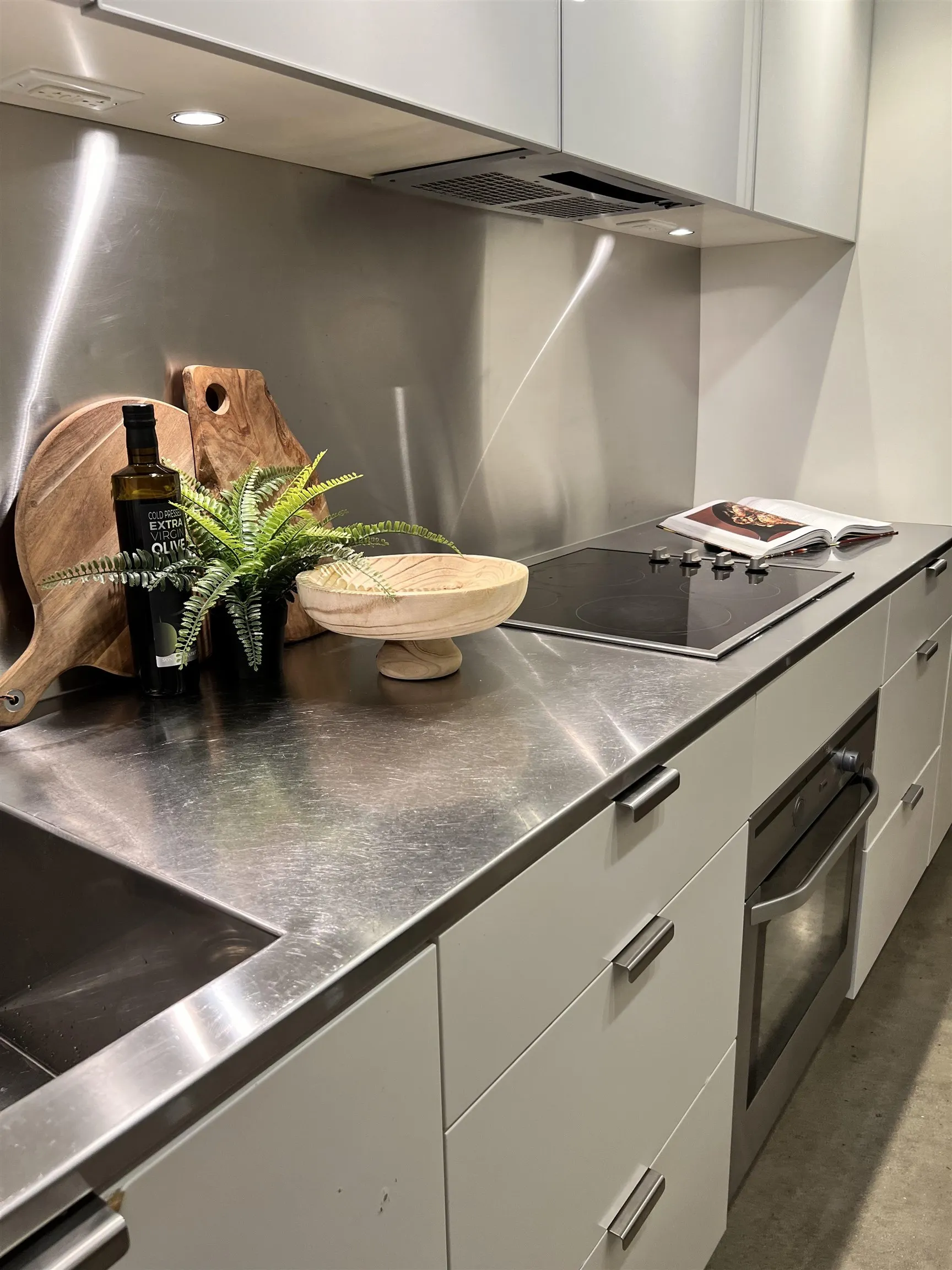 53 W Hastings Street #306