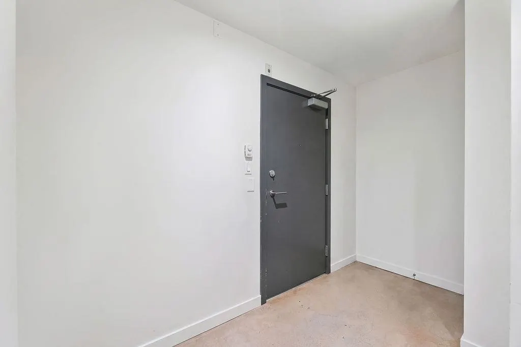 53 W Hastings Street #306