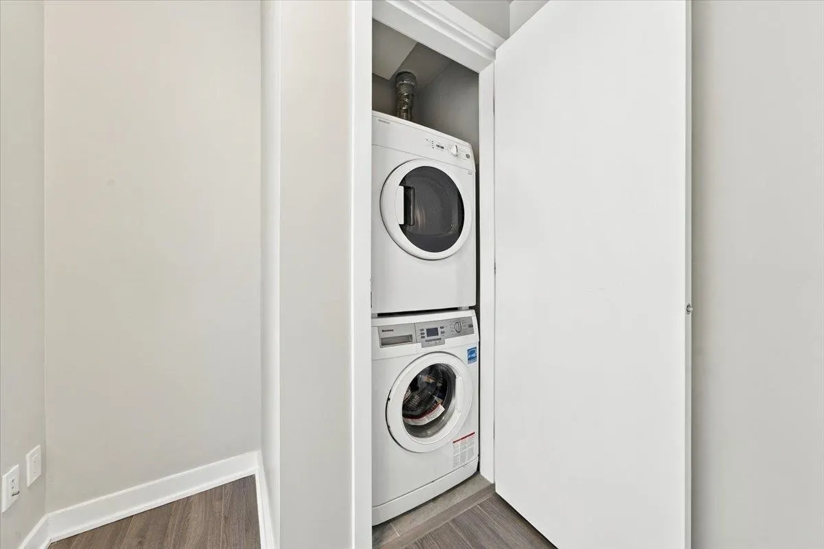4900 Lennox Lane #3708