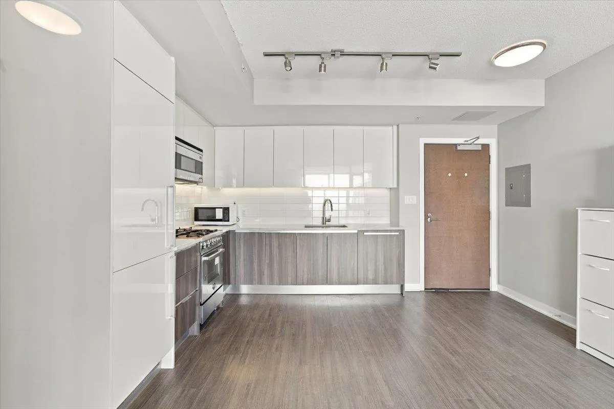 4900 Lennox Lane #3708