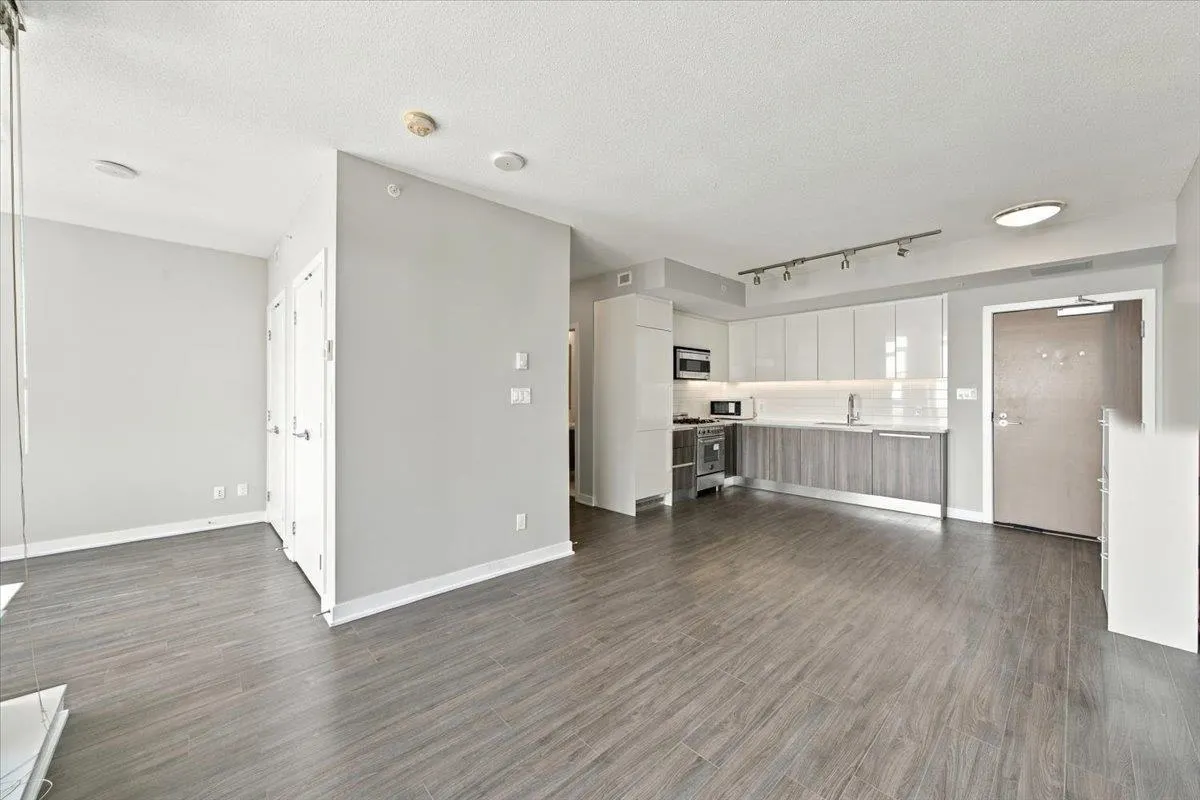 4900 Lennox Lane #3708
