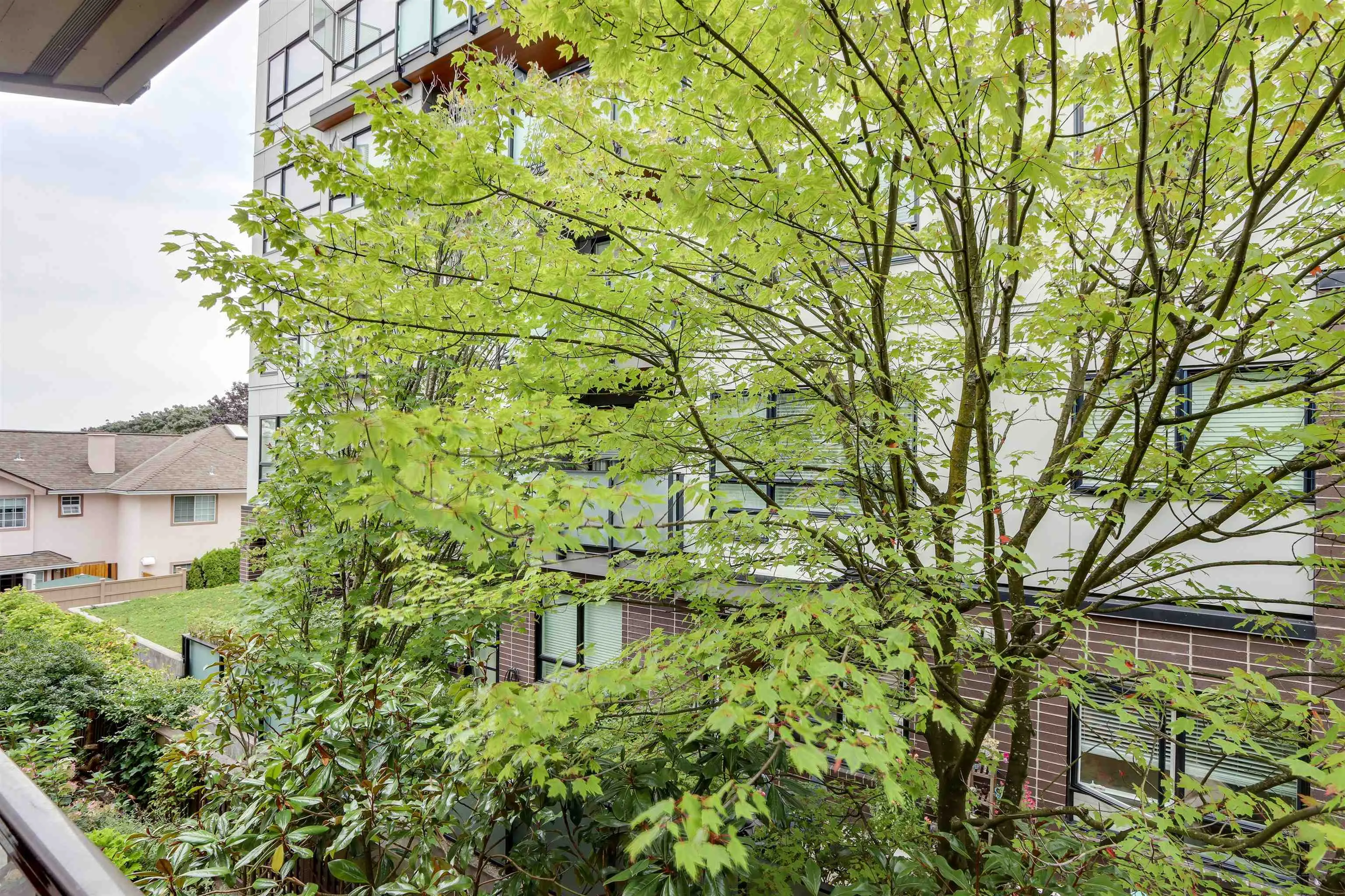 1535 Chesterfield Avenue #205