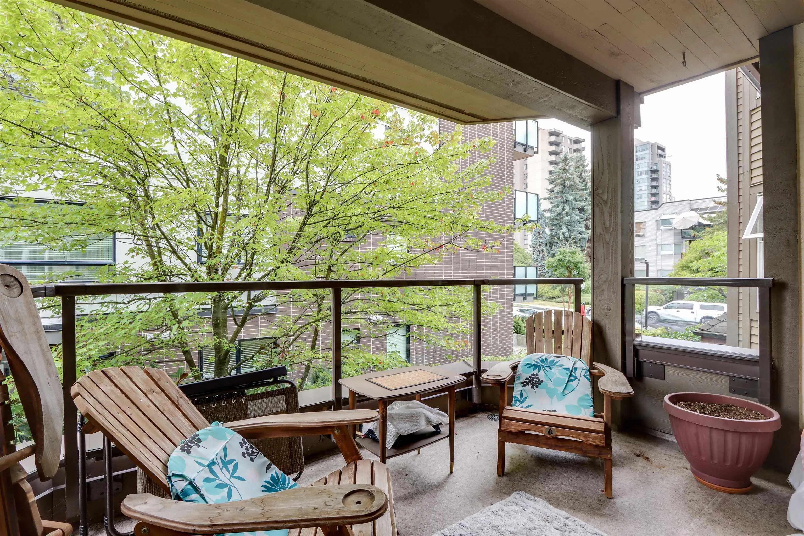1535 Chesterfield Avenue #205