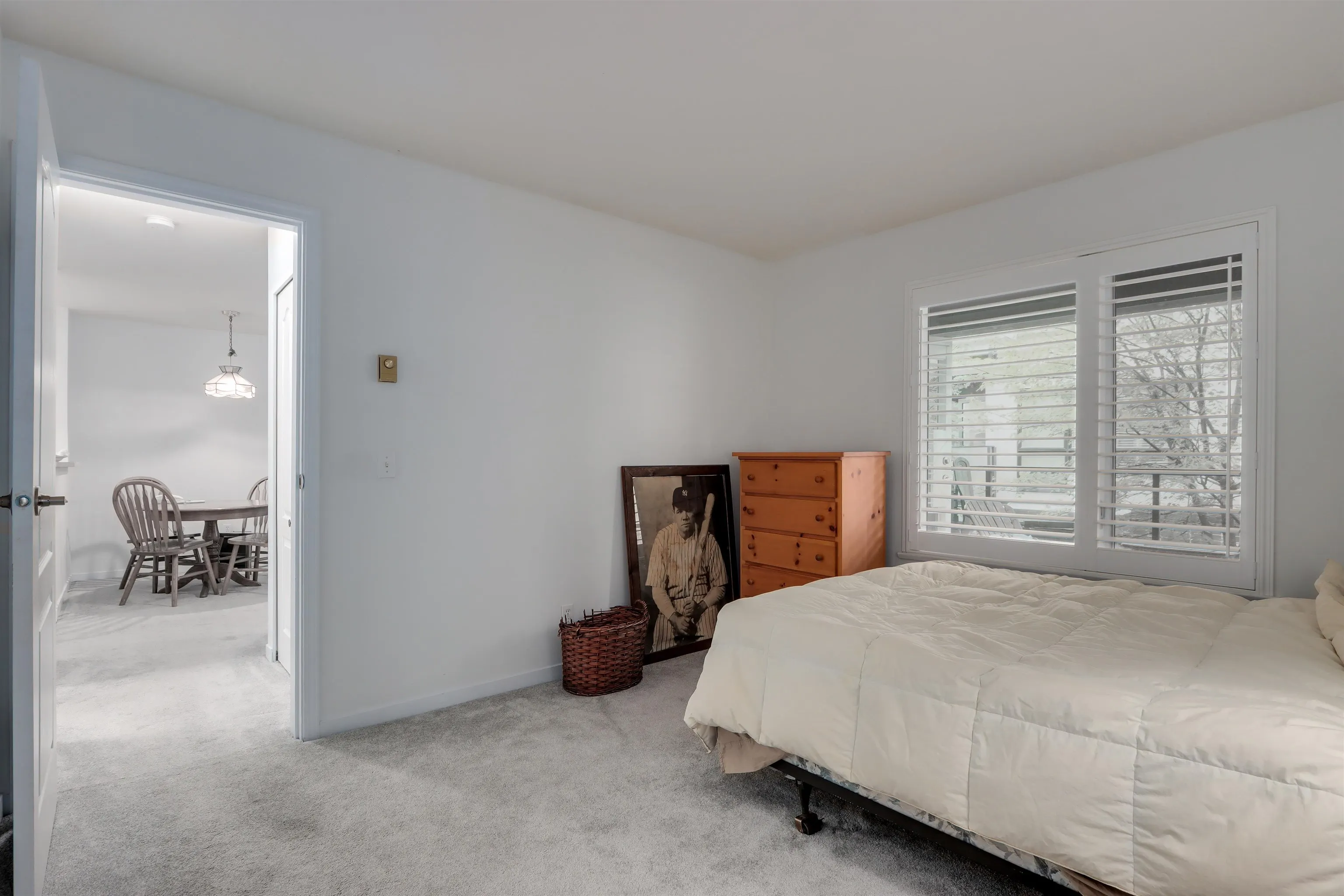 1535 Chesterfield Avenue #205