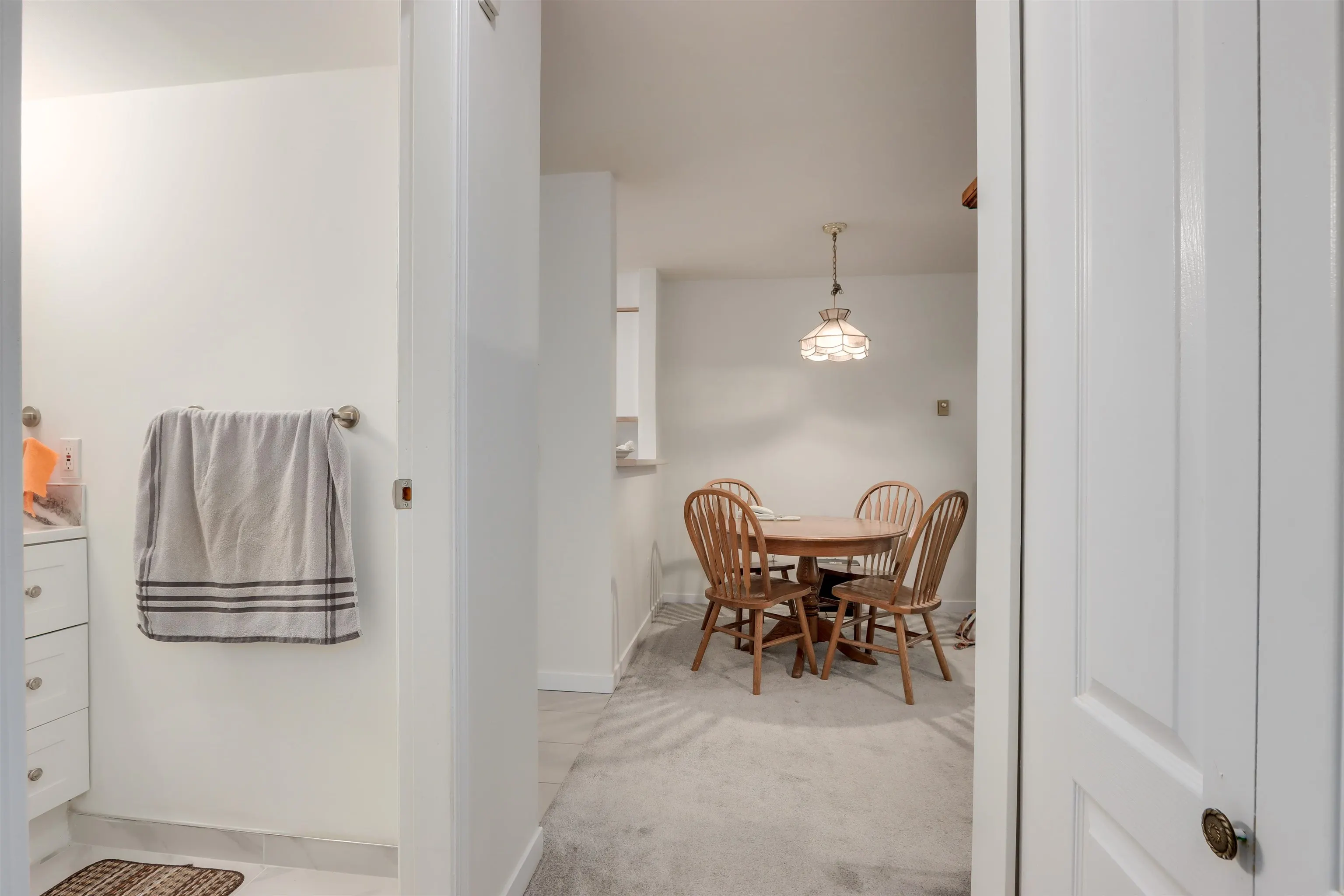 1535 Chesterfield Avenue #205