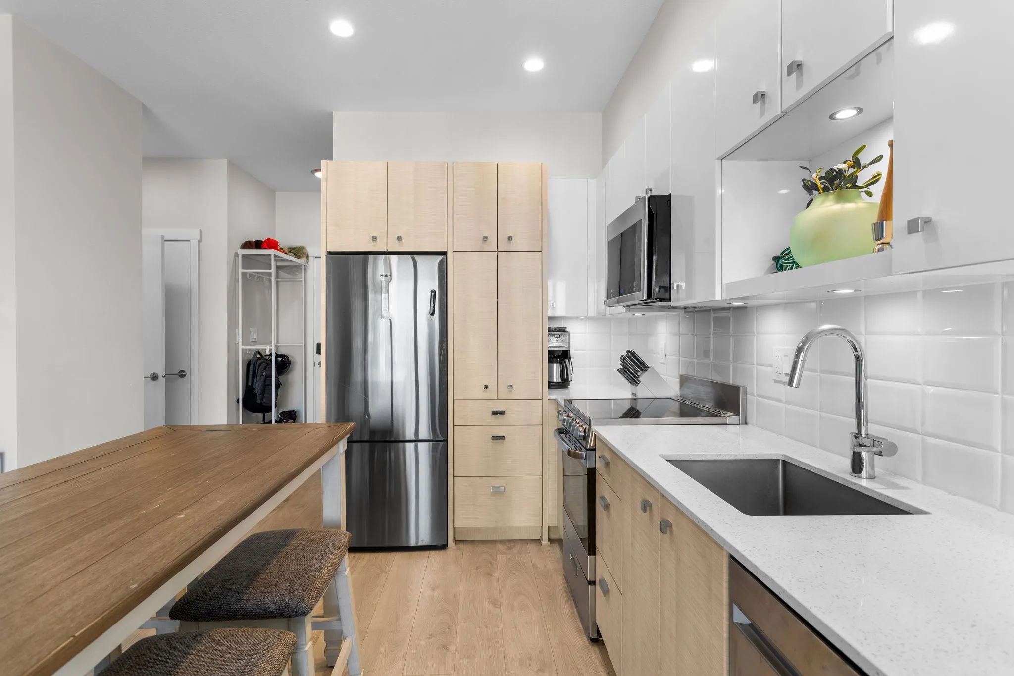 10838 Whalley Boulevard #518