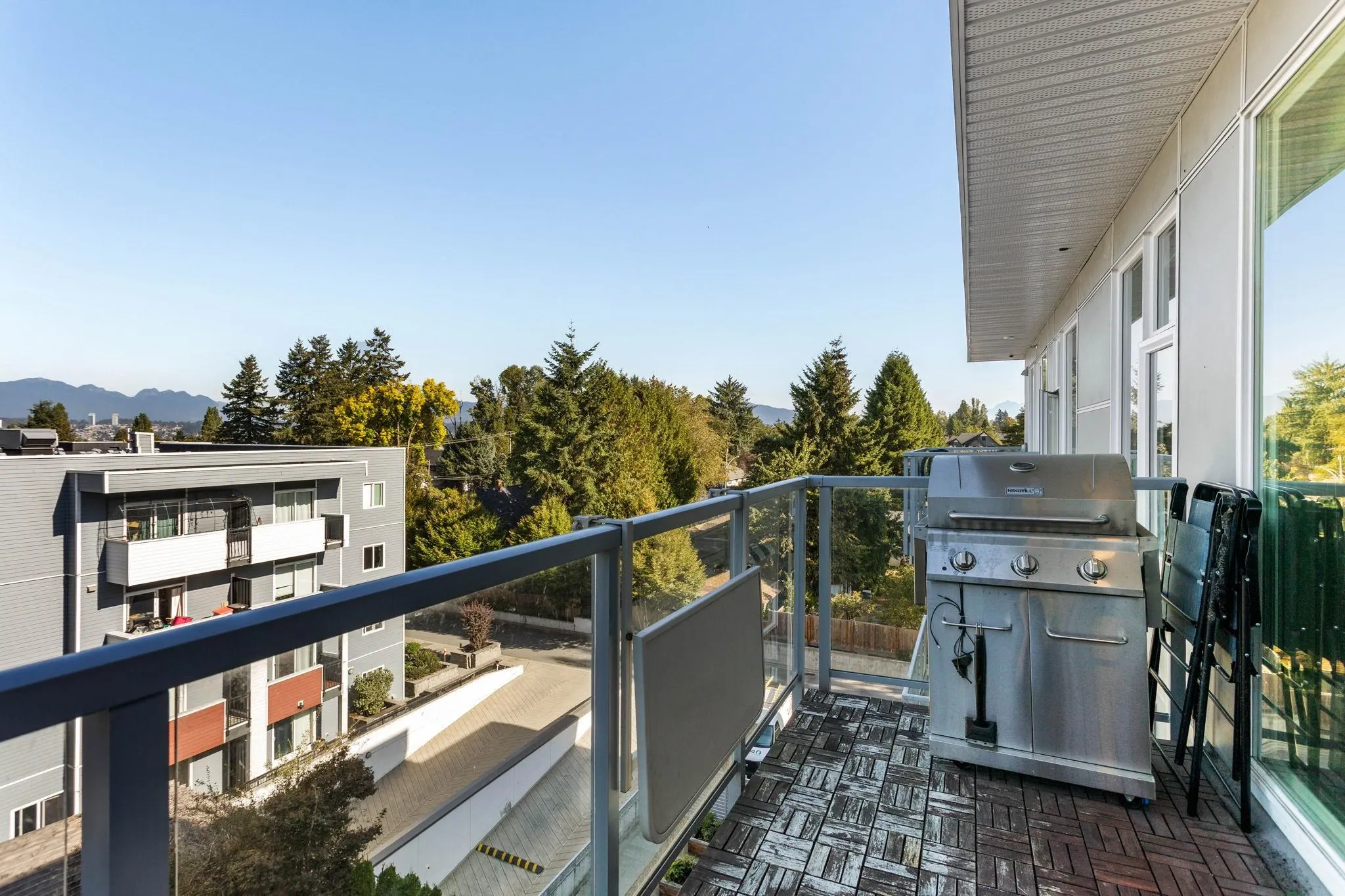 10838 Whalley Boulevard #518