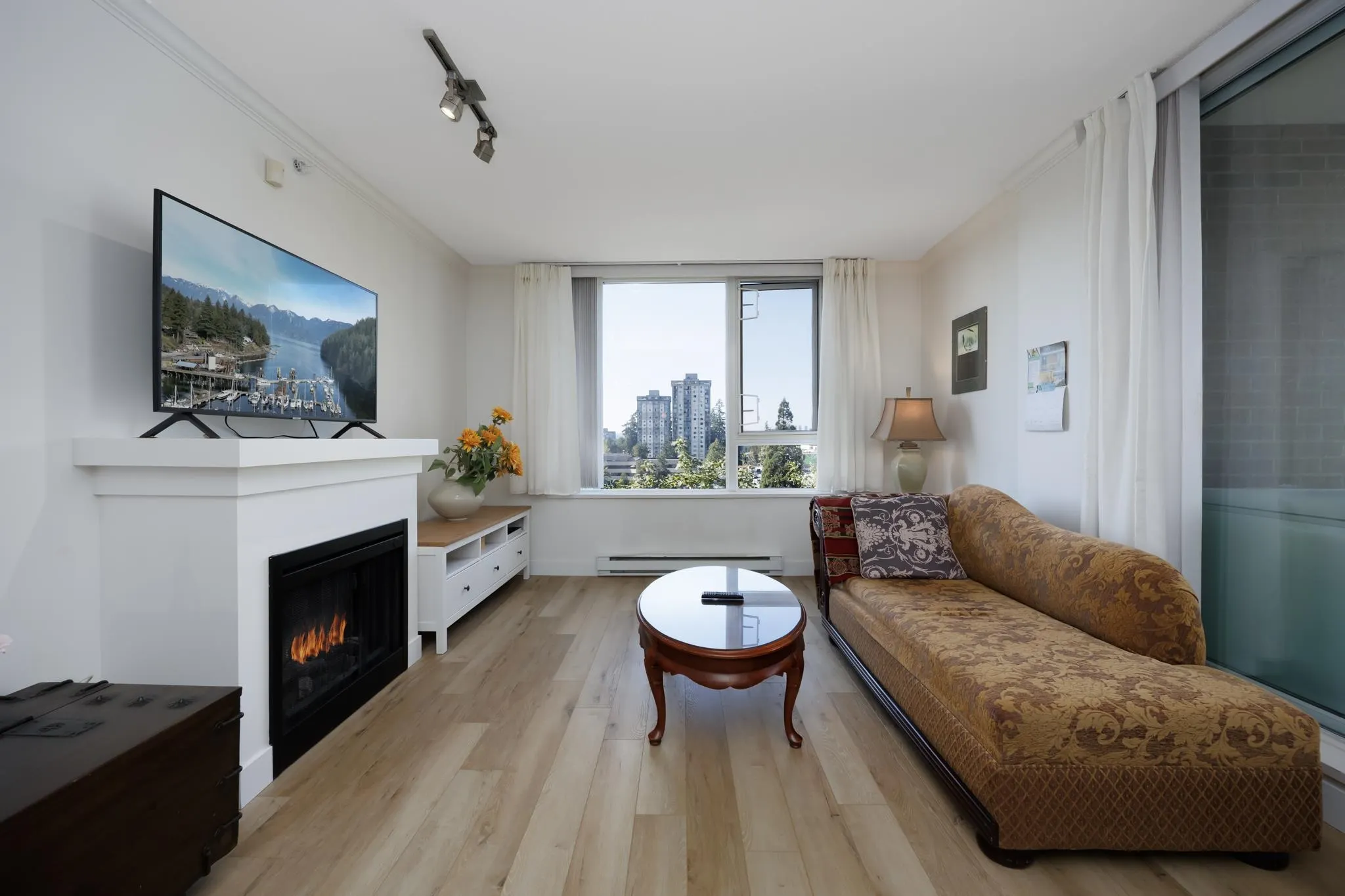9868 Cameron Street #305