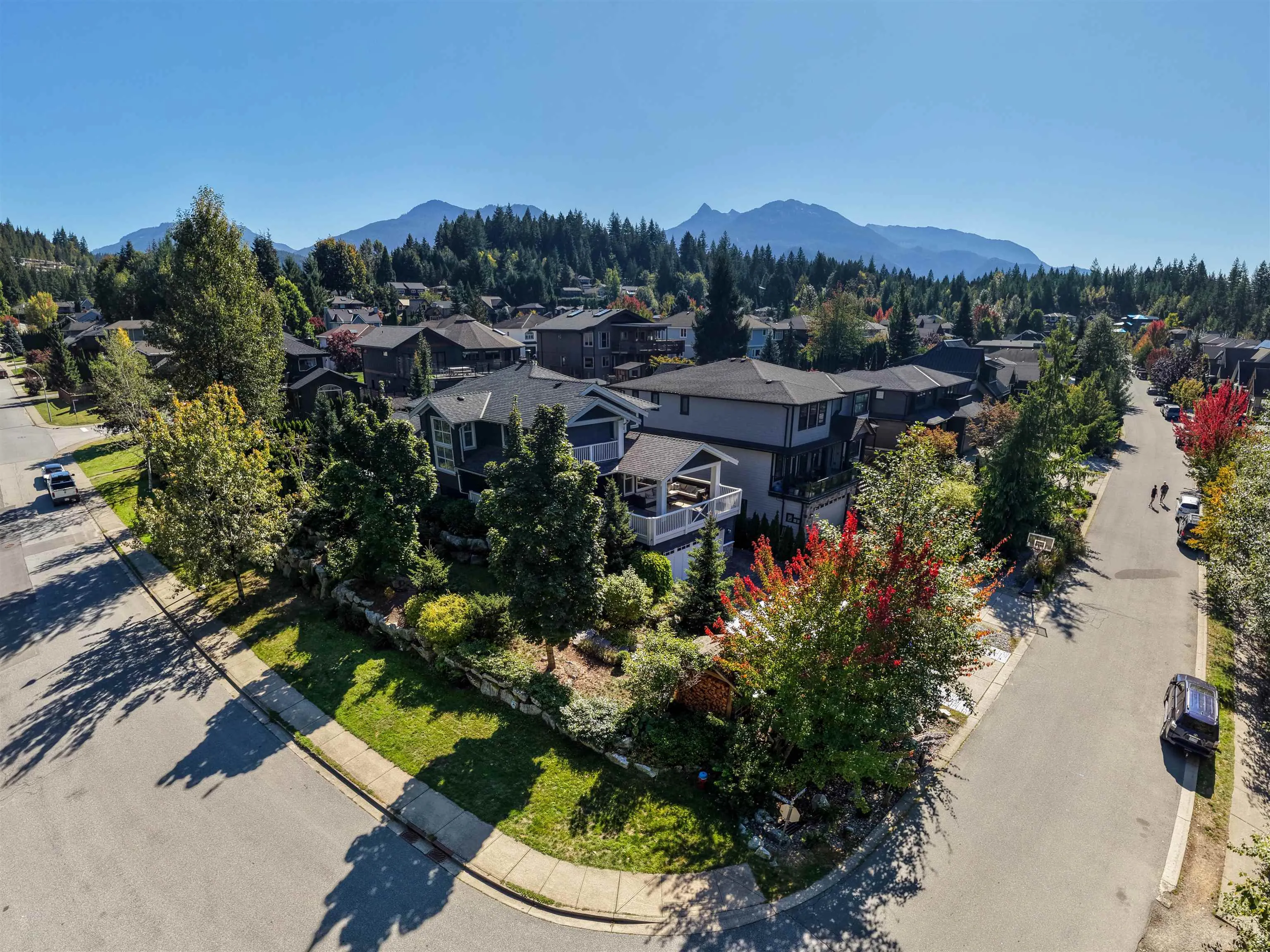 1001 Jay Crescent