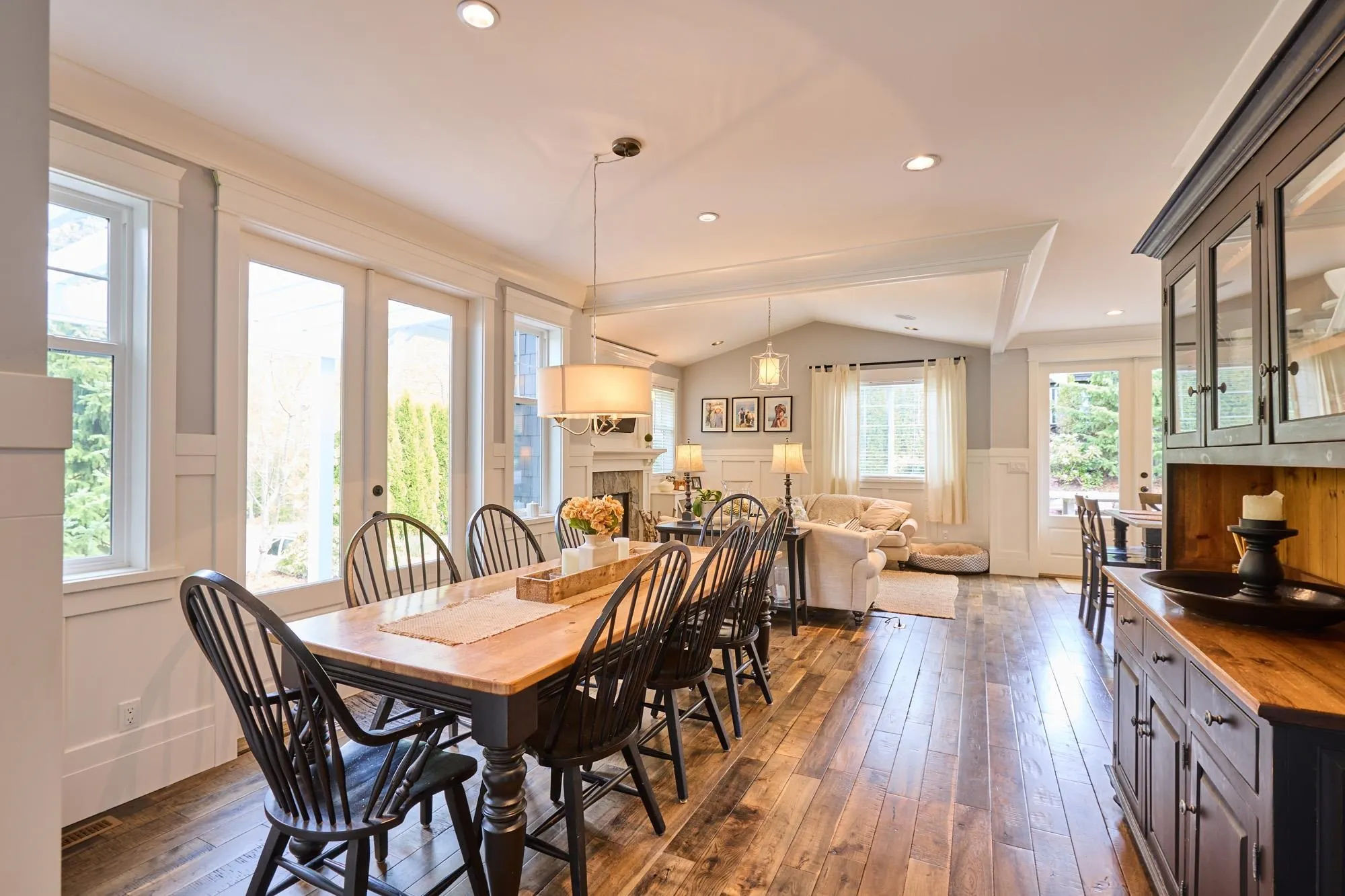1001 Jay Crescent
