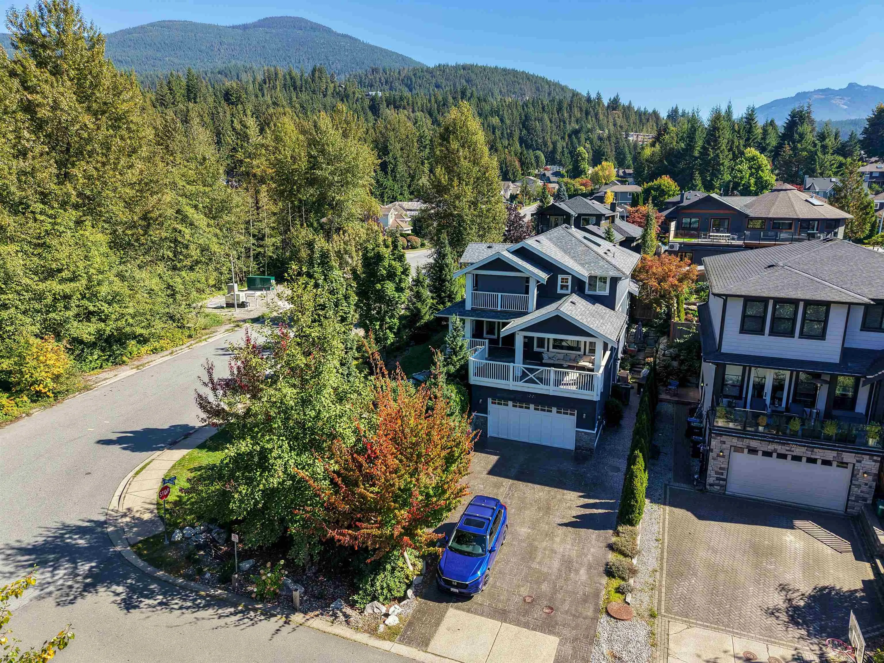 1001 Jay Crescent