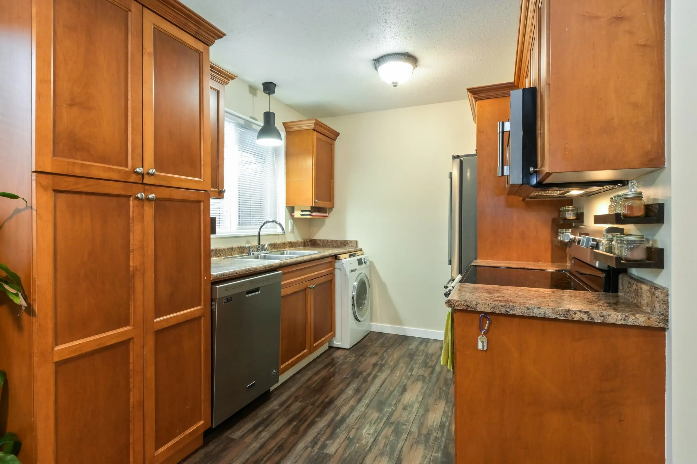 33900 Mayfair Avenue #11