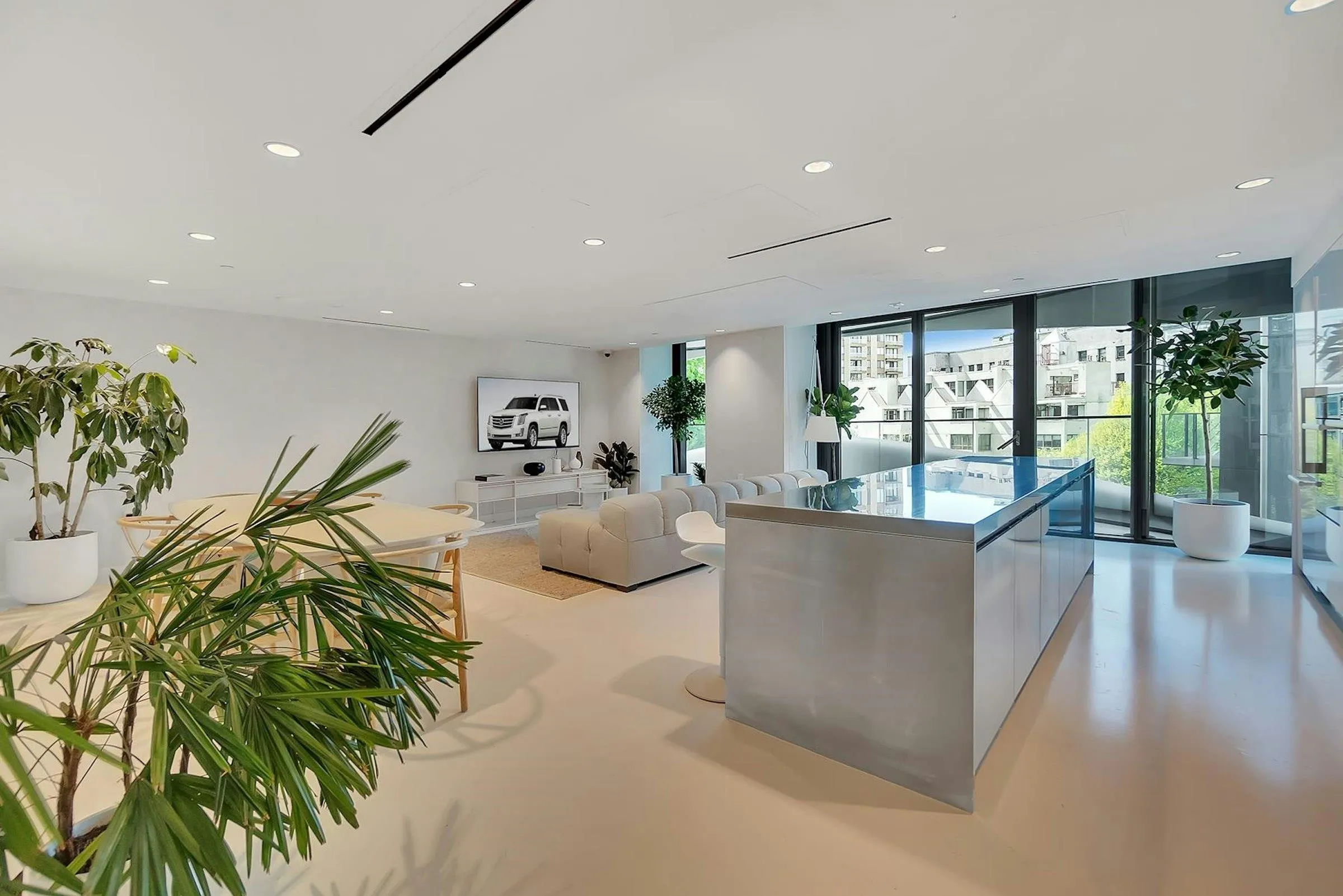 1033 Neslon Street #2008