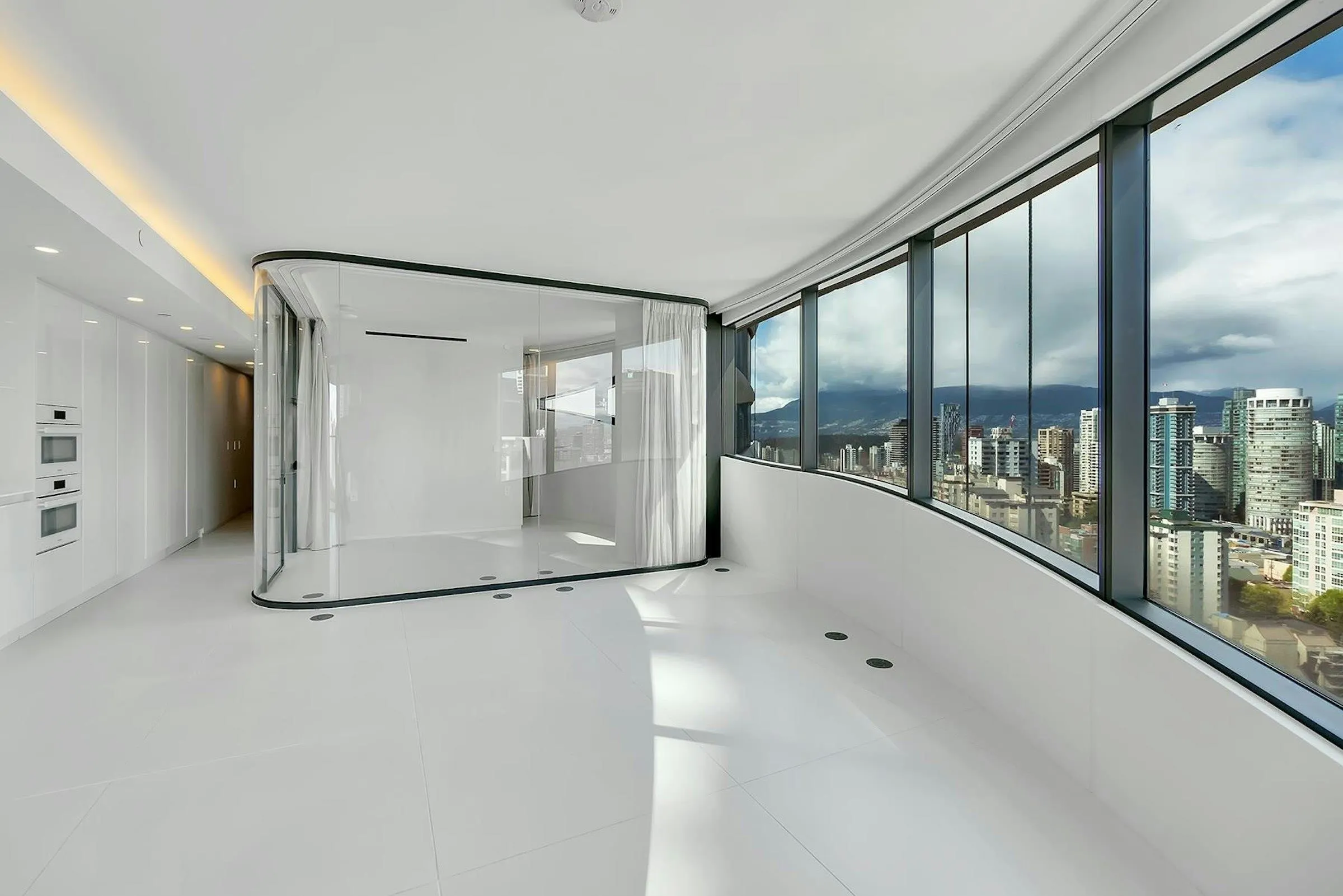 1033 Neslon Street #2008
