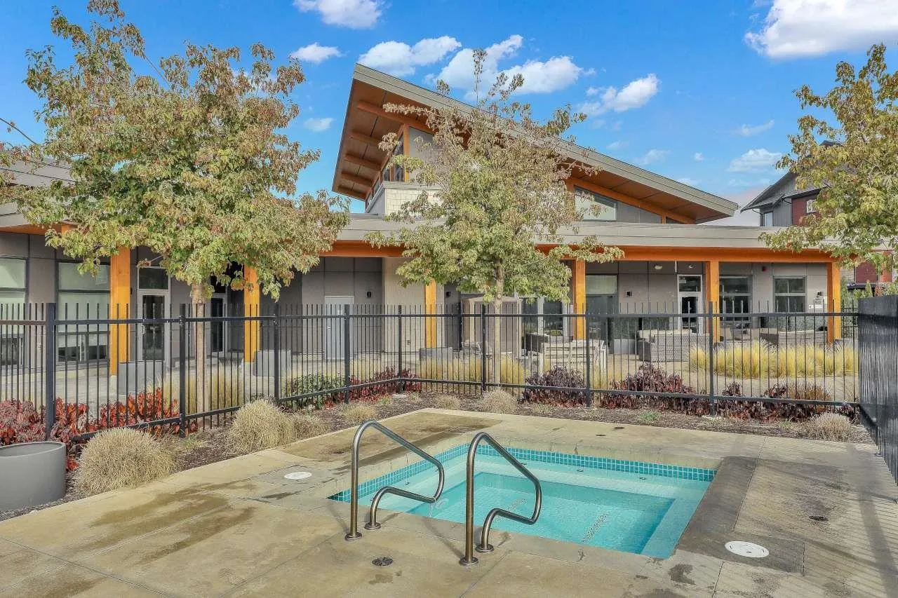 4408 Cormorant Way #28