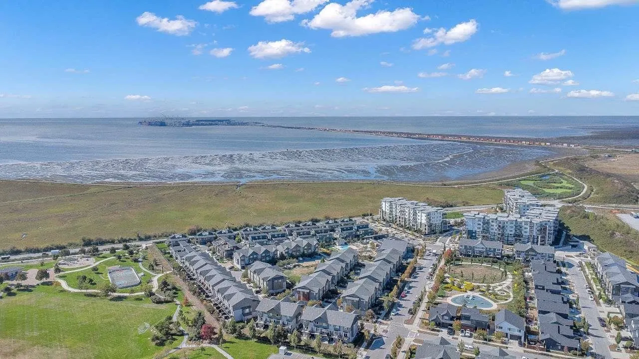 4408 Cormorant Way #28